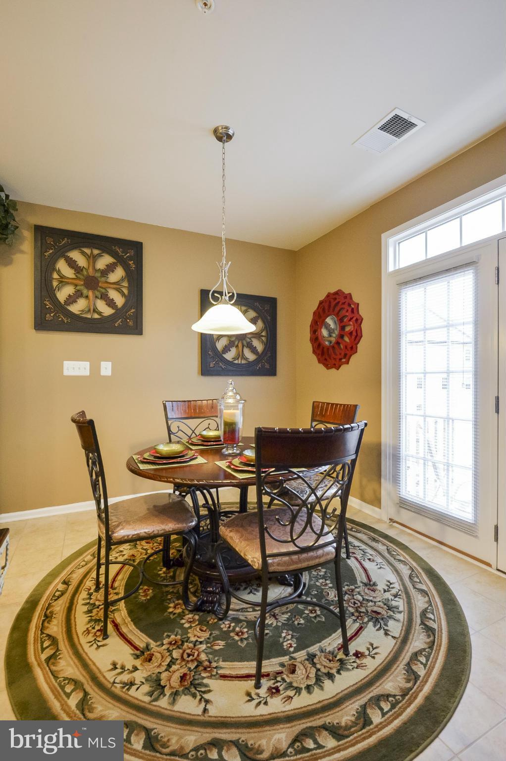 TOWN CENTER COMMONS - Residential