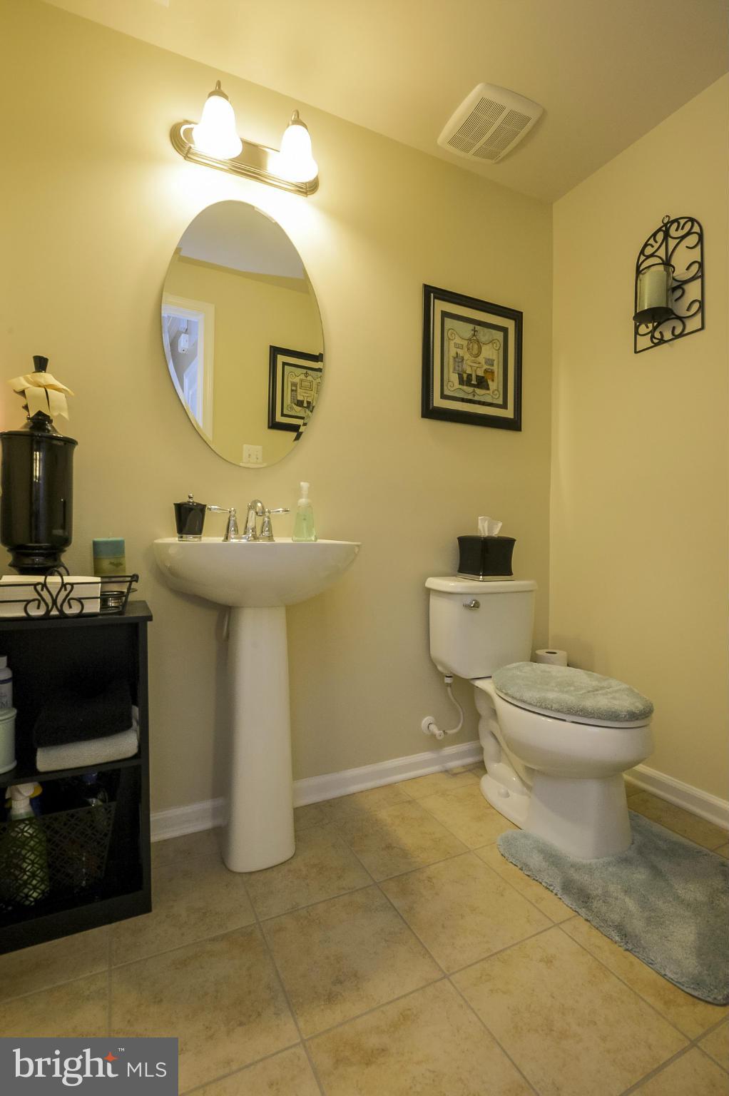 TOWN CENTER COMMONS - Residential