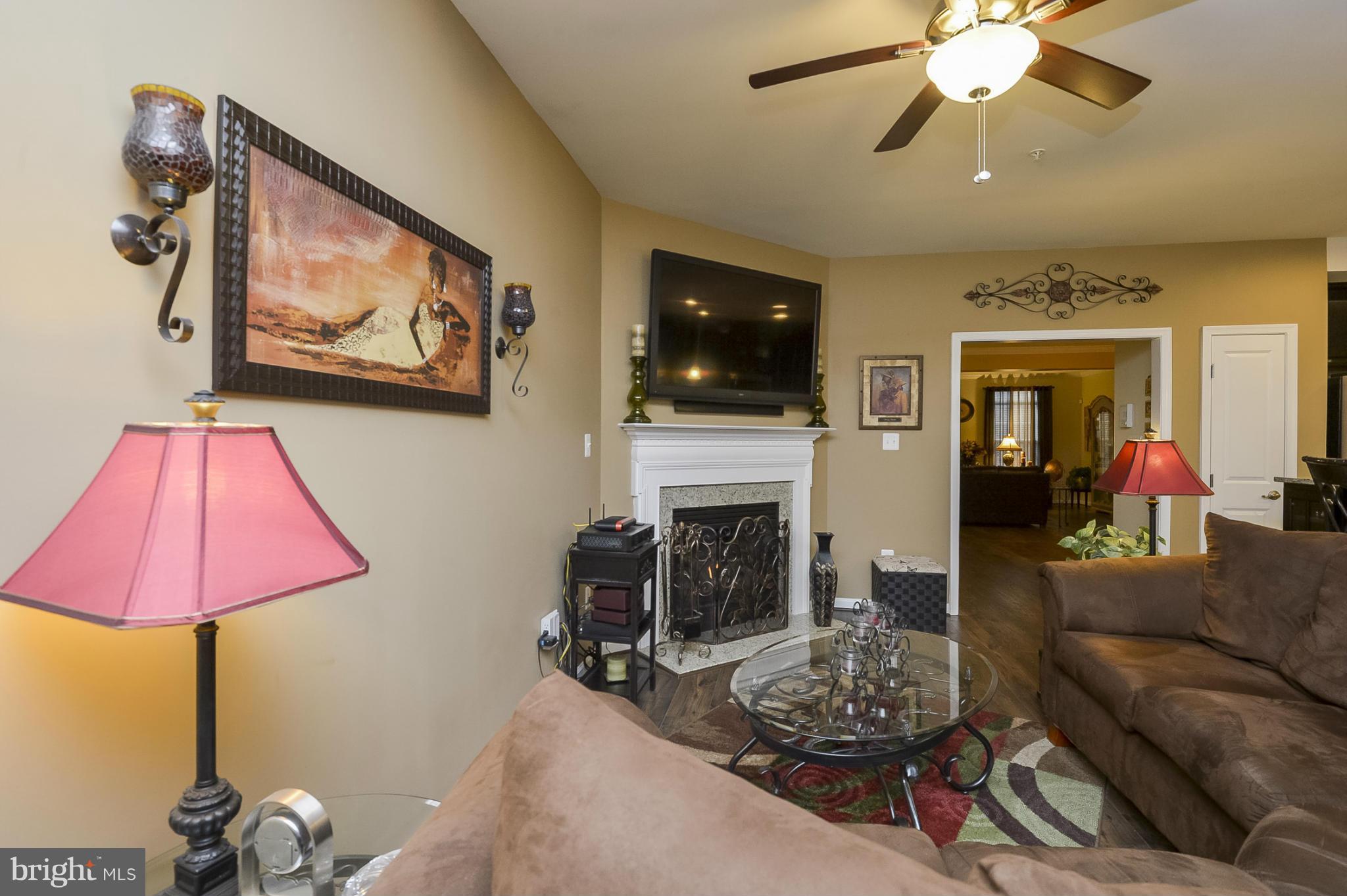 TOWN CENTER COMMONS - Residential