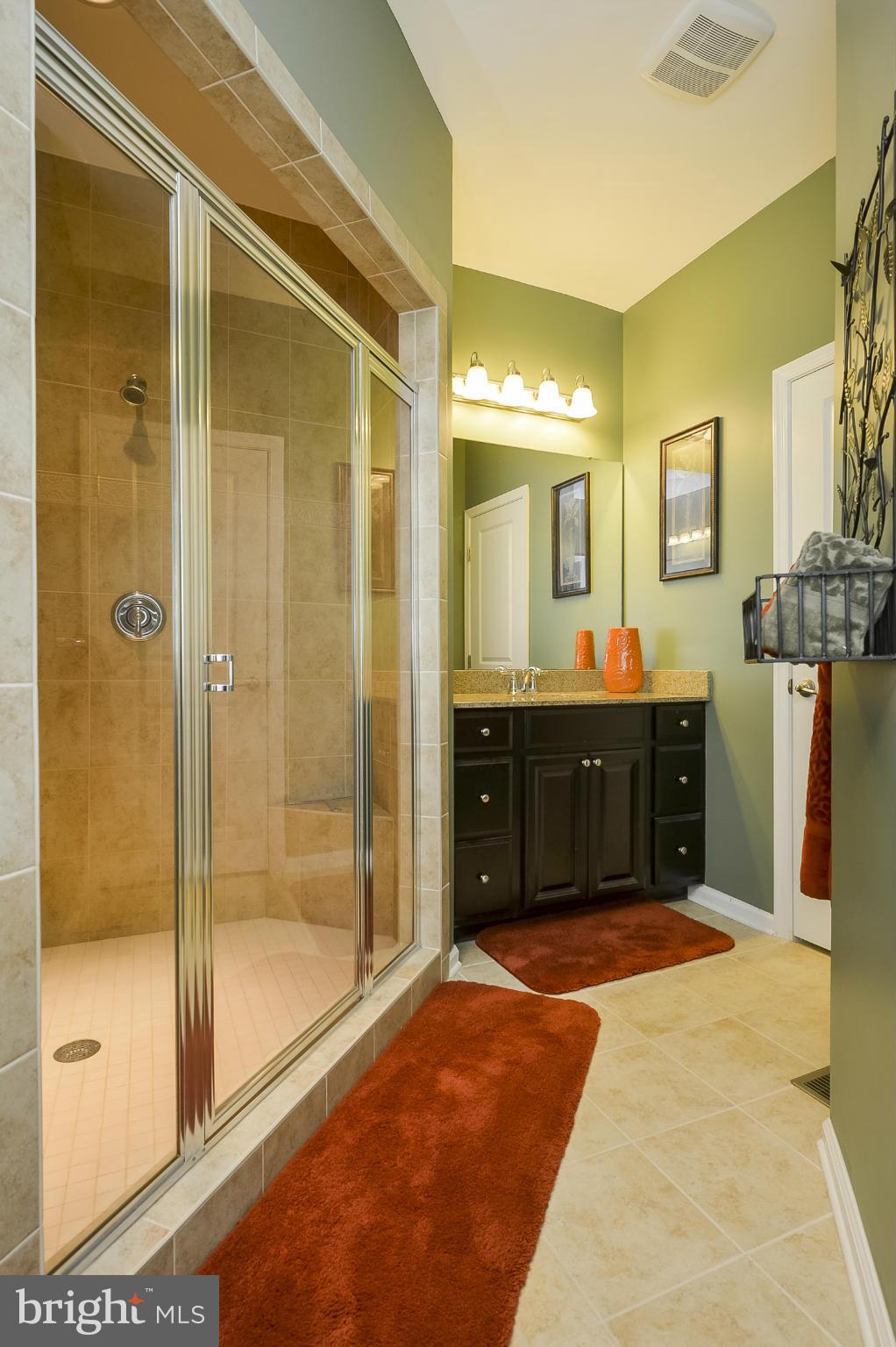 TOWN CENTER COMMONS - Residential