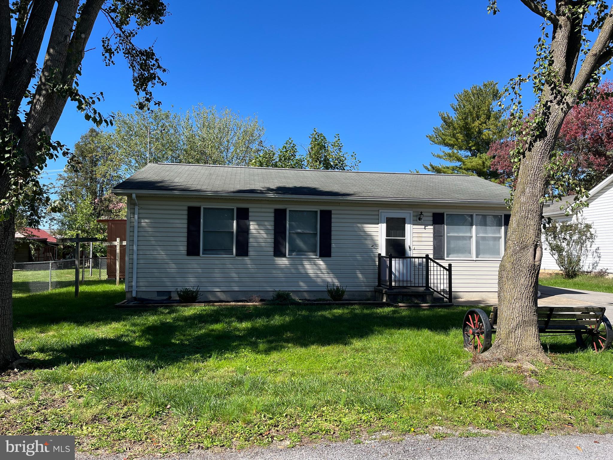 NONE - Residential Lease