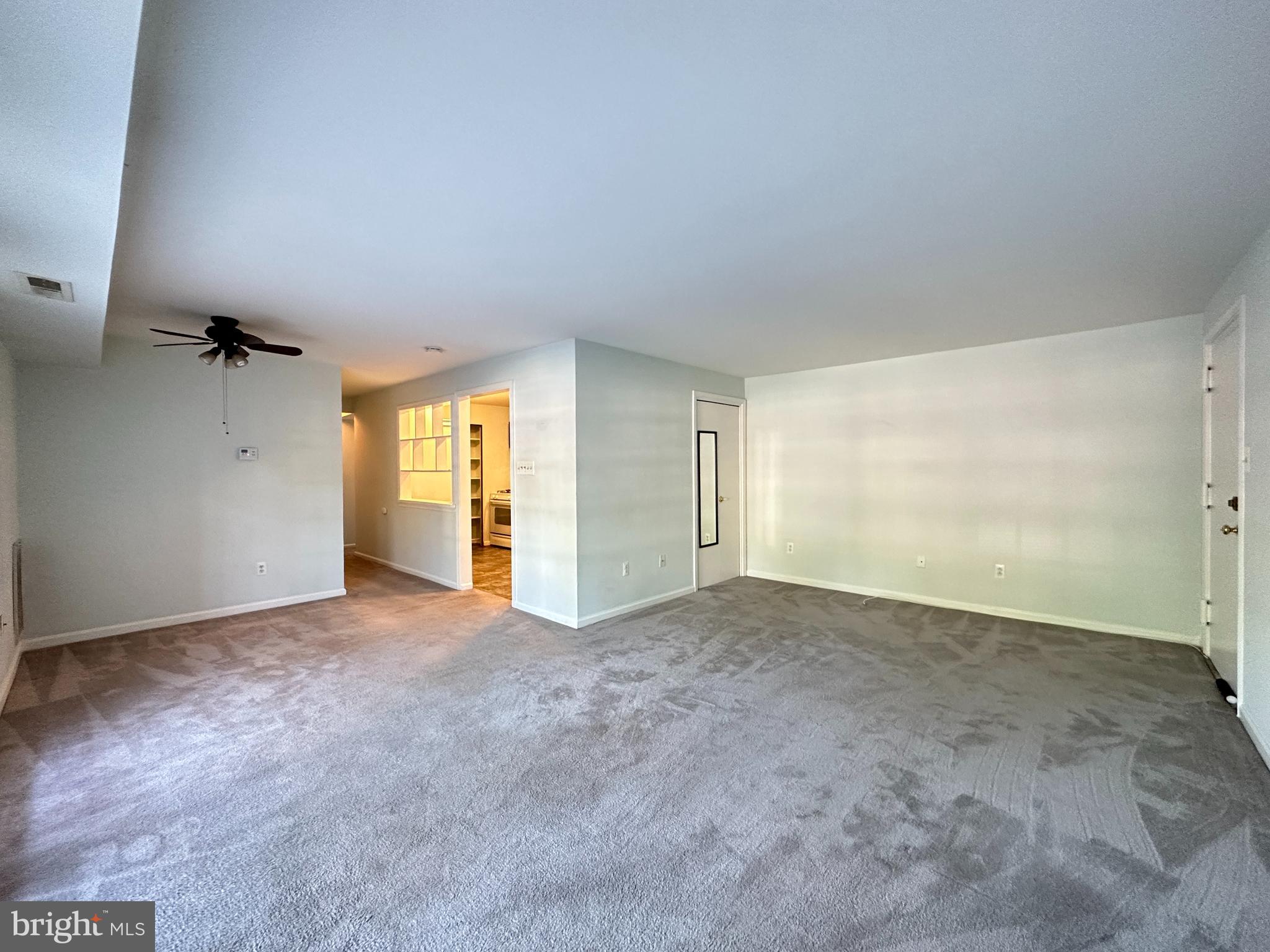 MOORINGS OF OCCOQUAN CON - Residential Lease