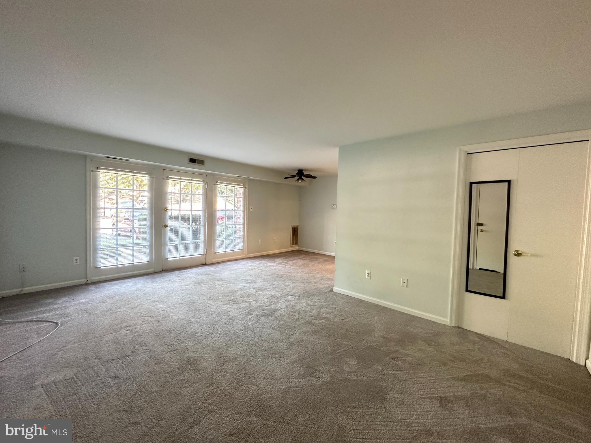 MOORINGS OF OCCOQUAN CON - Residential Lease