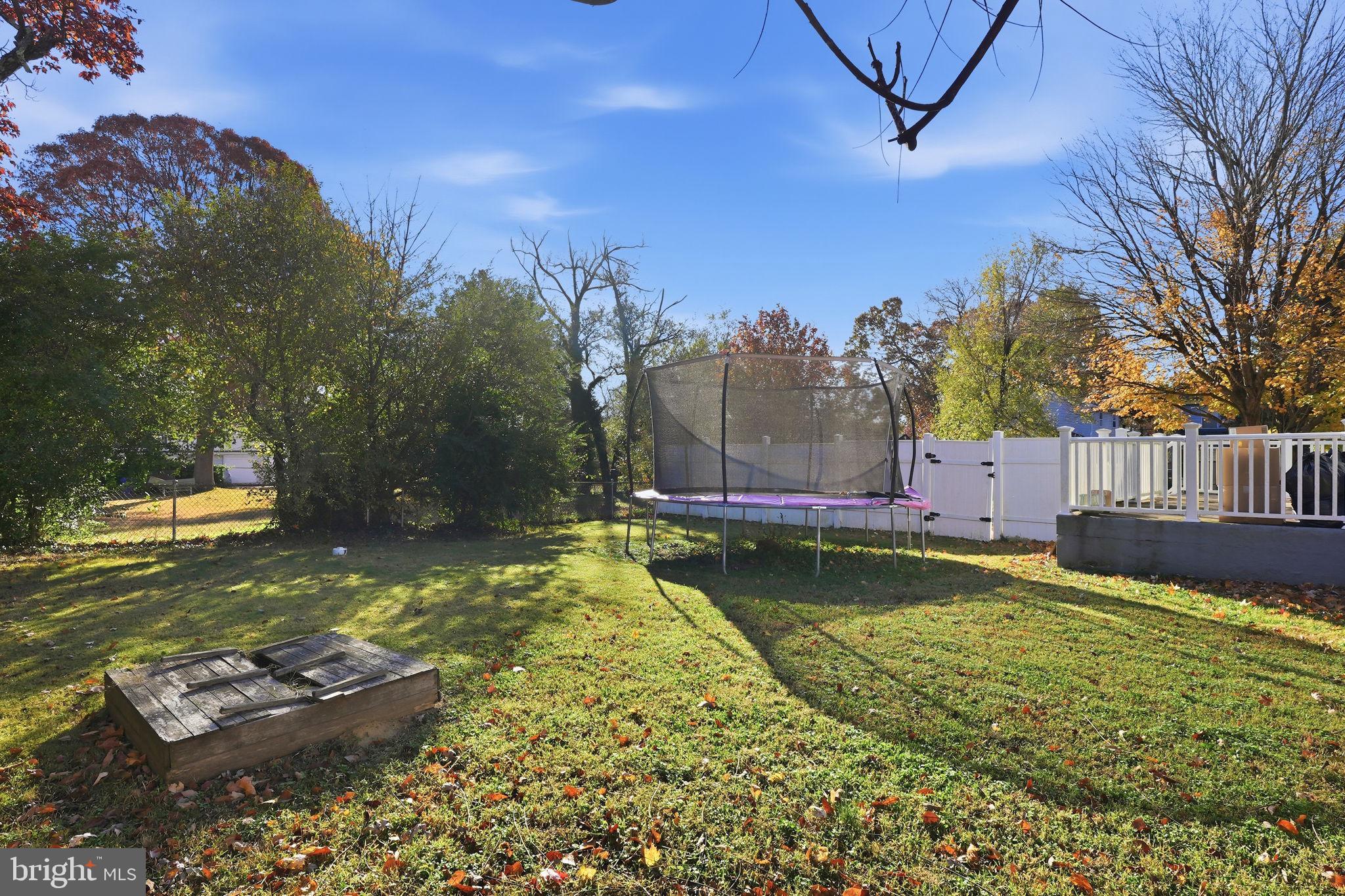 UPPER MAGOTHY BEACH - Residential