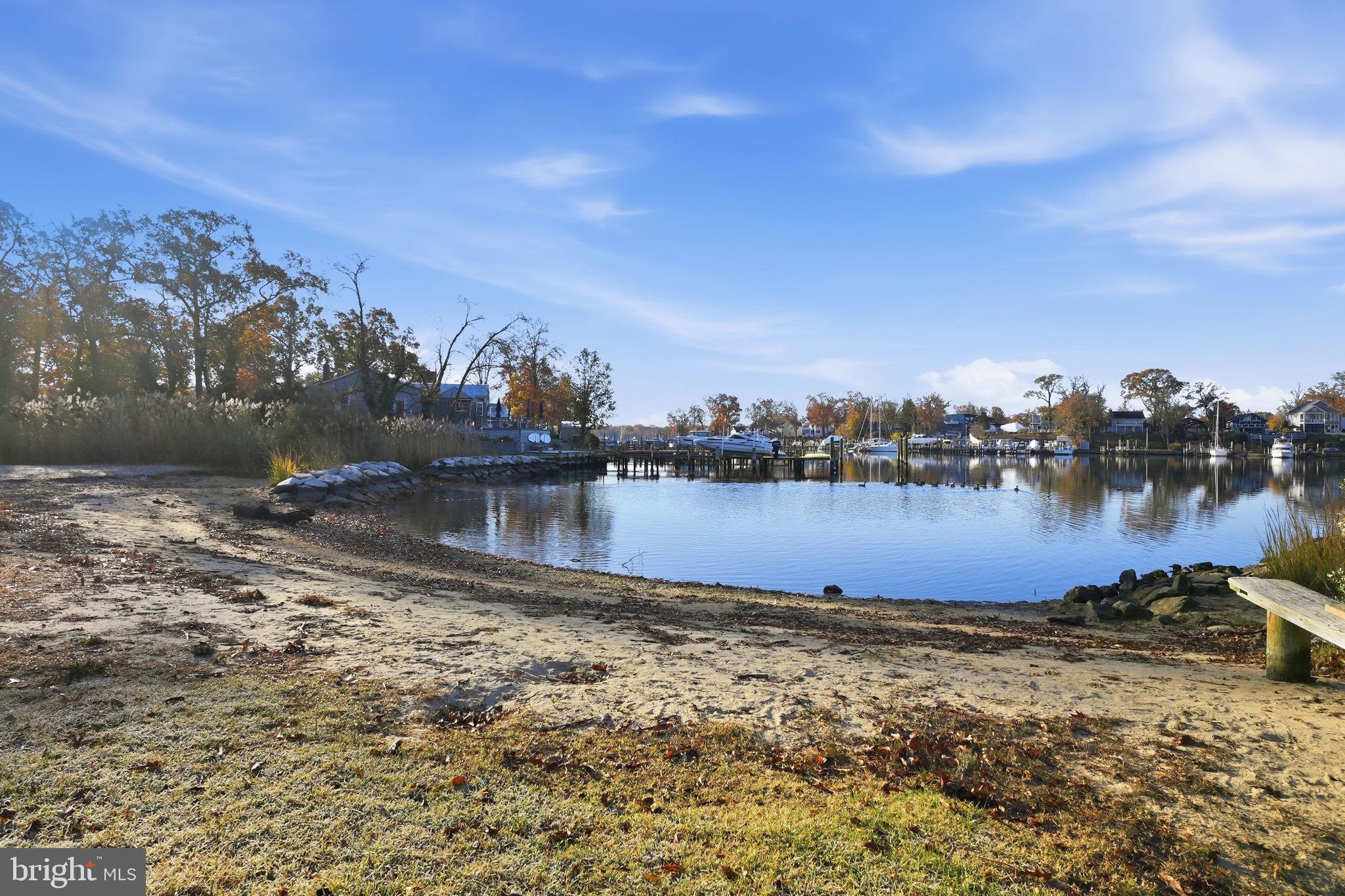 UPPER MAGOTHY BEACH - Residential