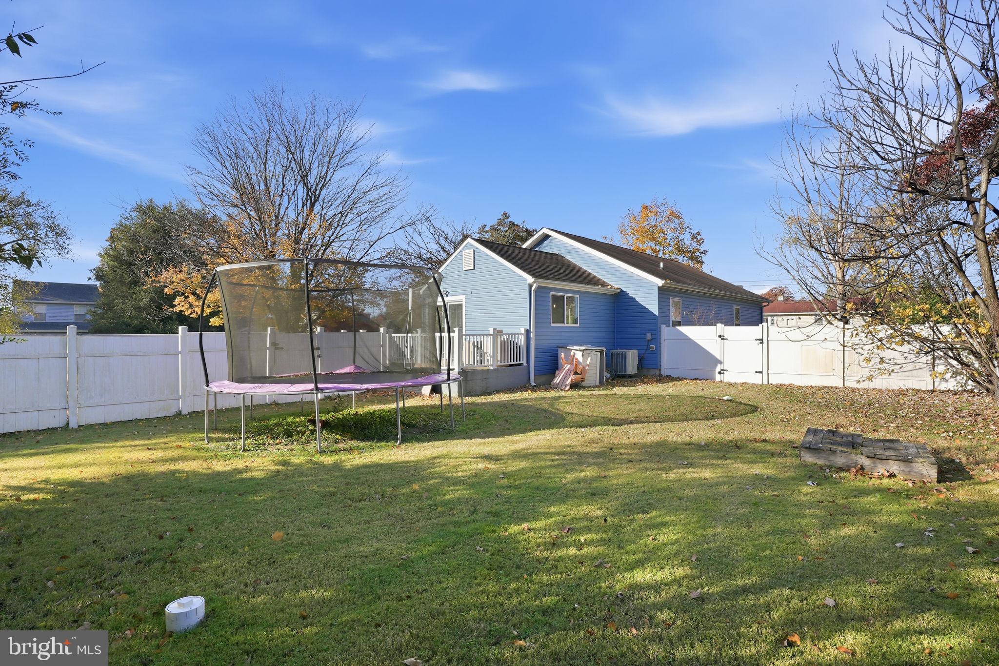 UPPER MAGOTHY BEACH - Residential