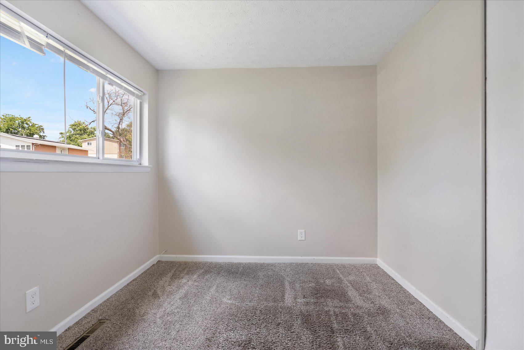 RANDALLSTOWN - Residential