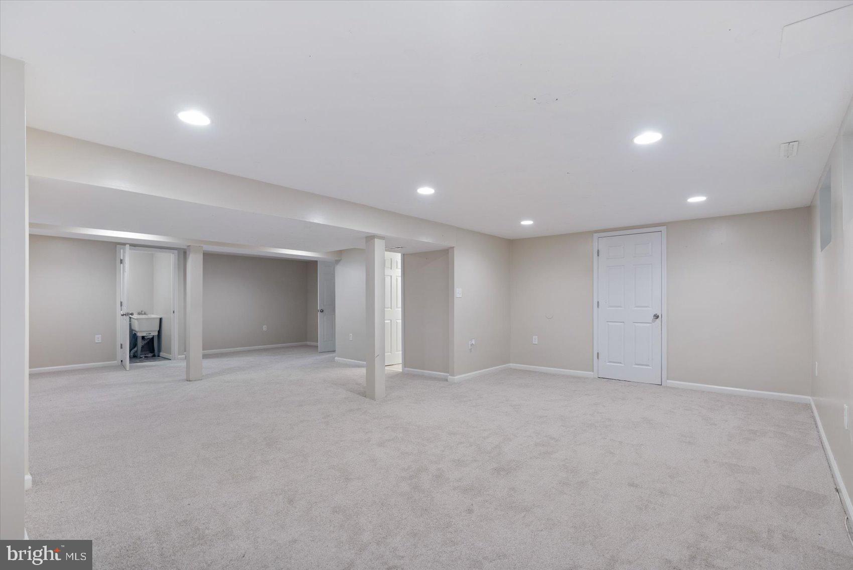 RANDALLSTOWN - Residential