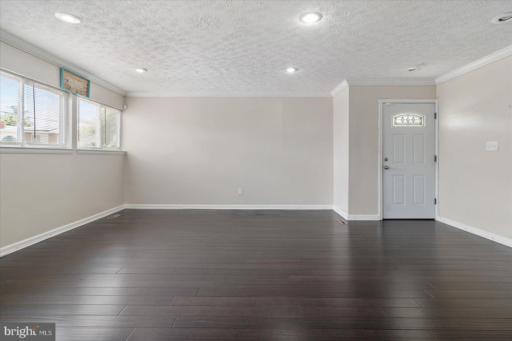 RANDALLSTOWN - Residential