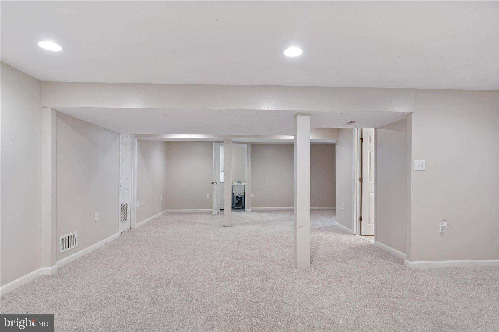 RANDALLSTOWN - Residential