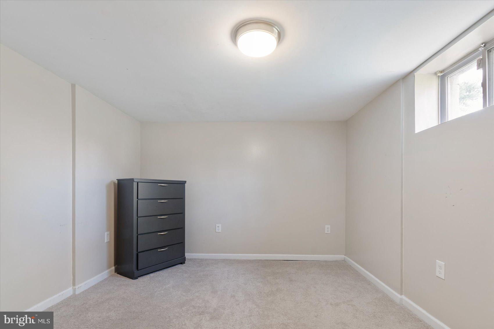 RANDALLSTOWN - Residential