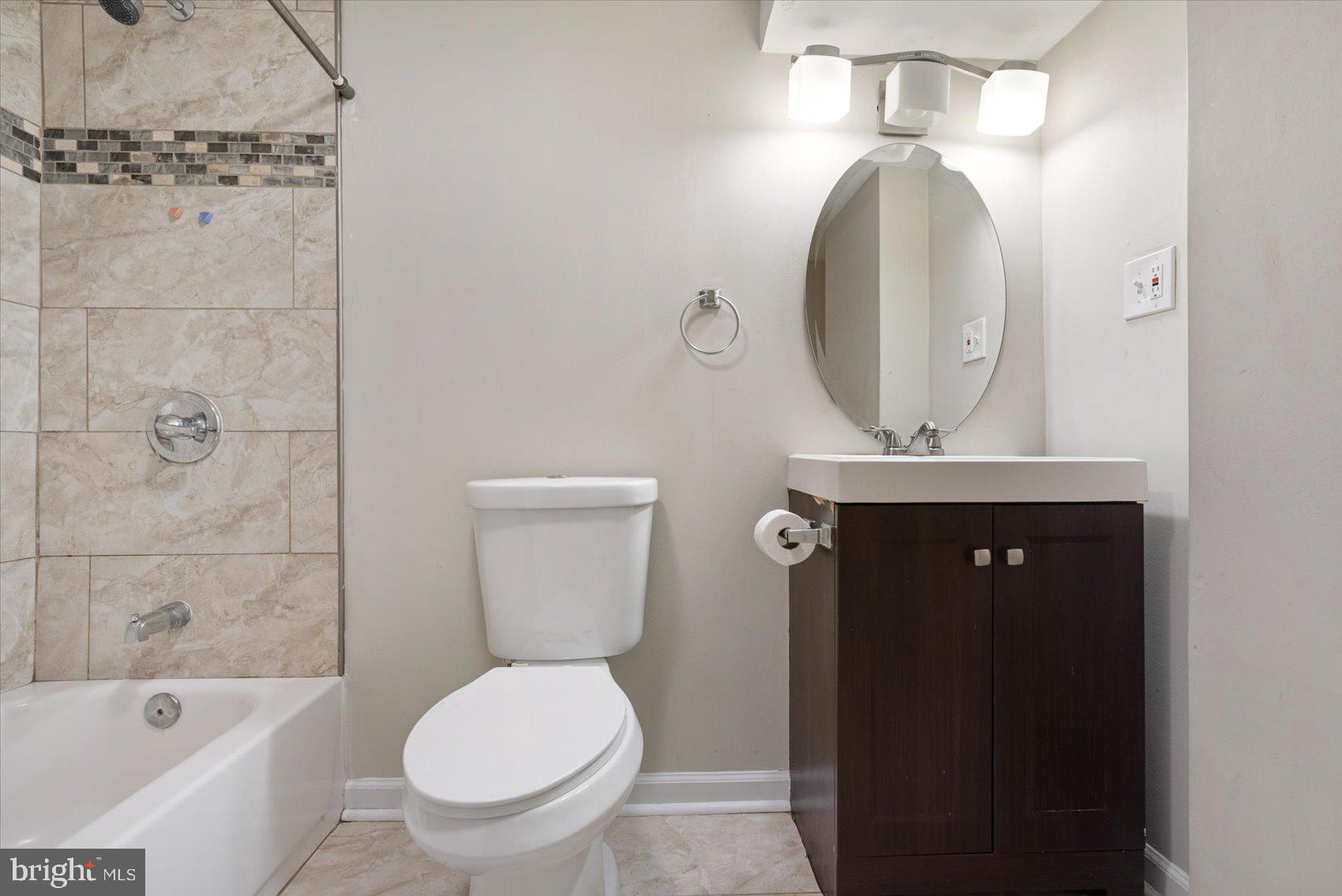 RANDALLSTOWN - Residential