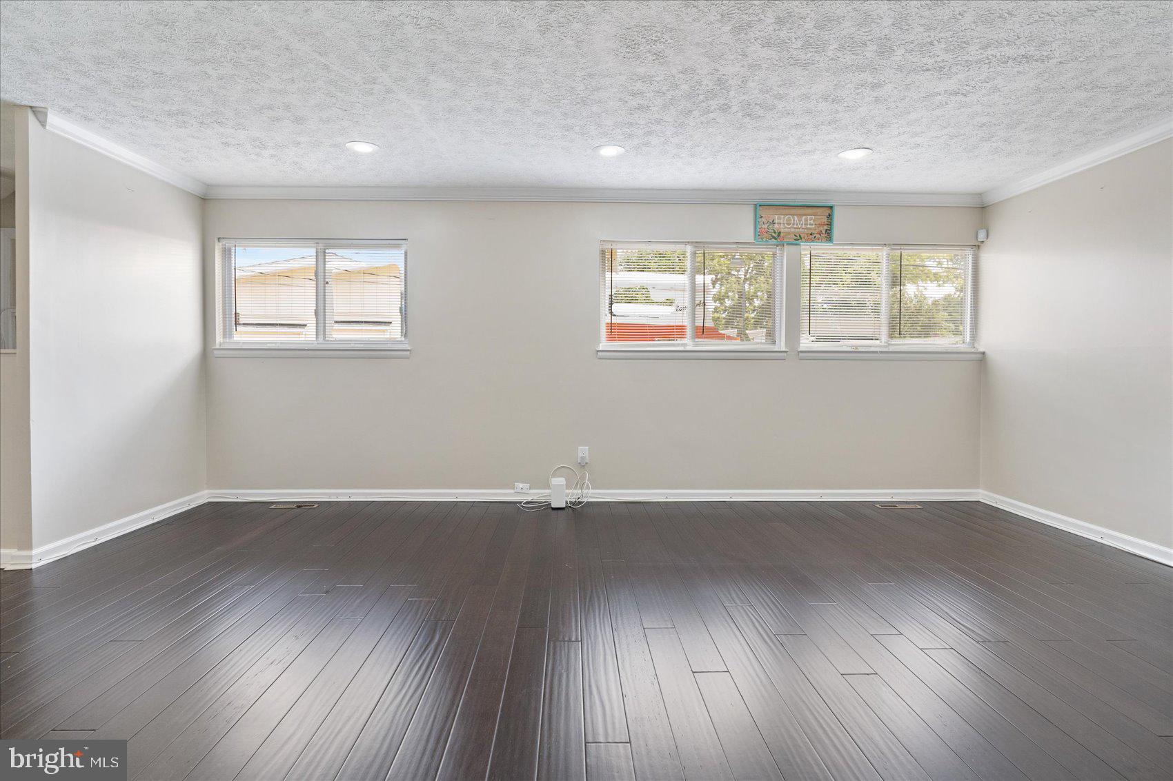 RANDALLSTOWN - Residential