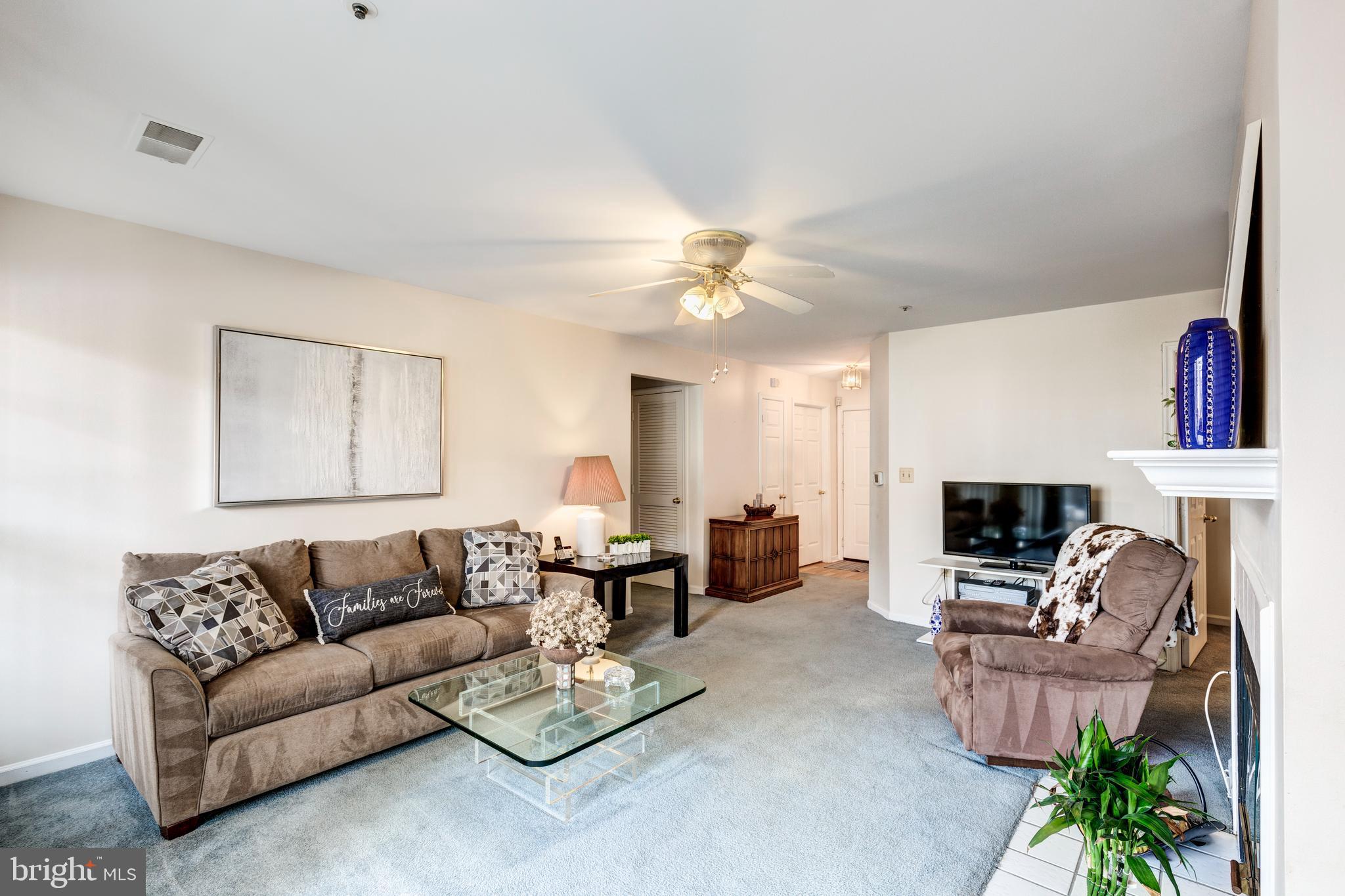 SILVERBROOK FARMS - Residential