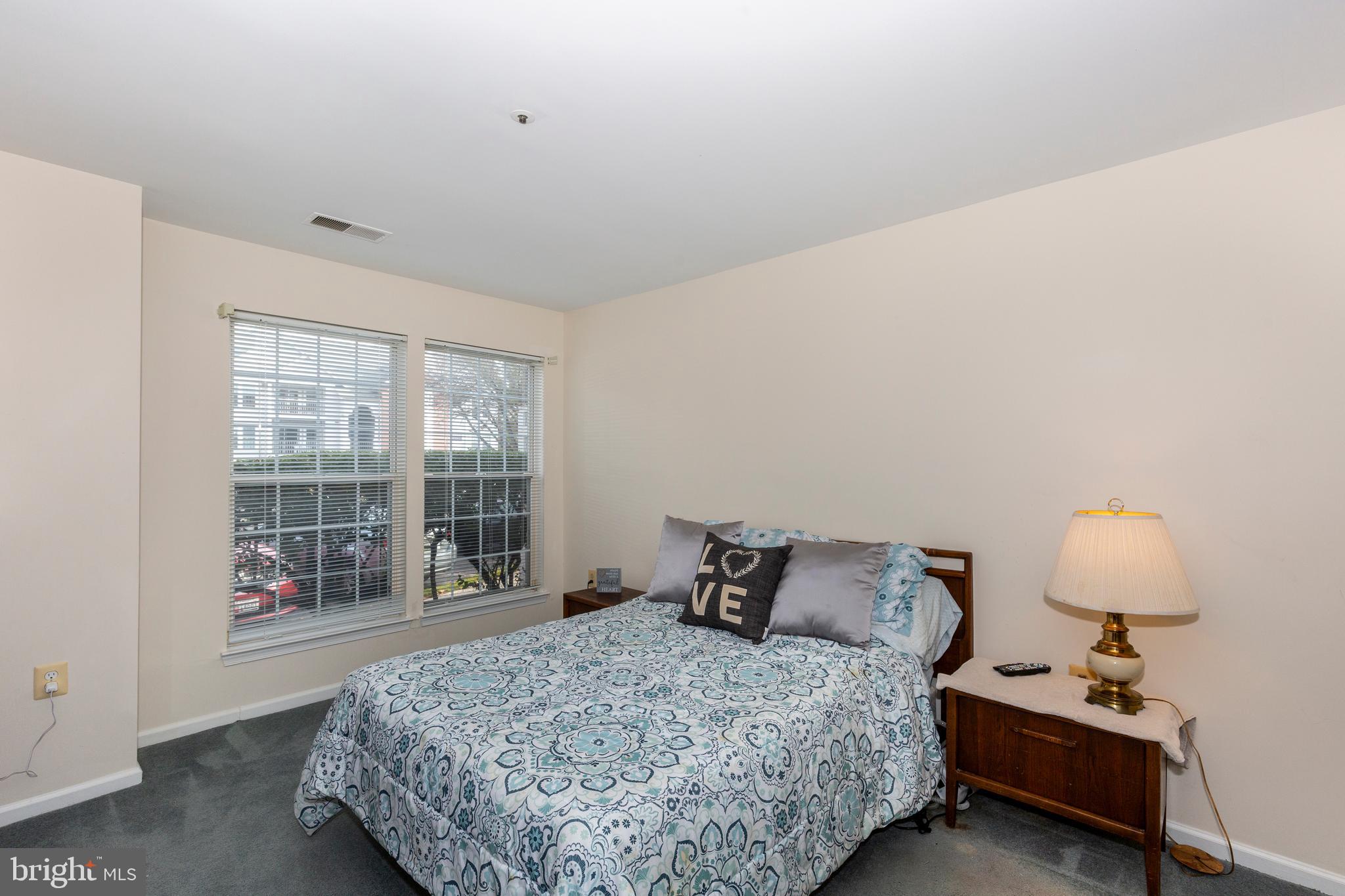 SILVERBROOK FARMS - Residential