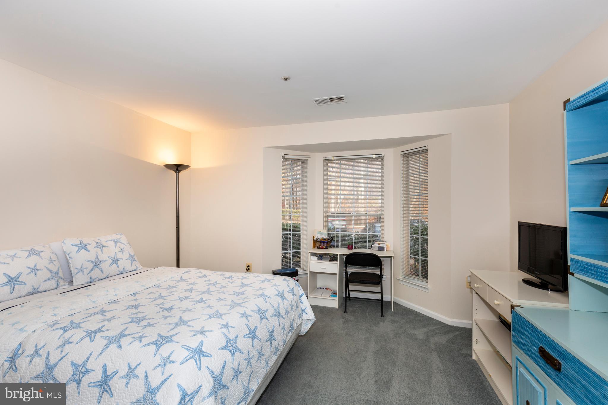 SILVERBROOK FARMS - Residential