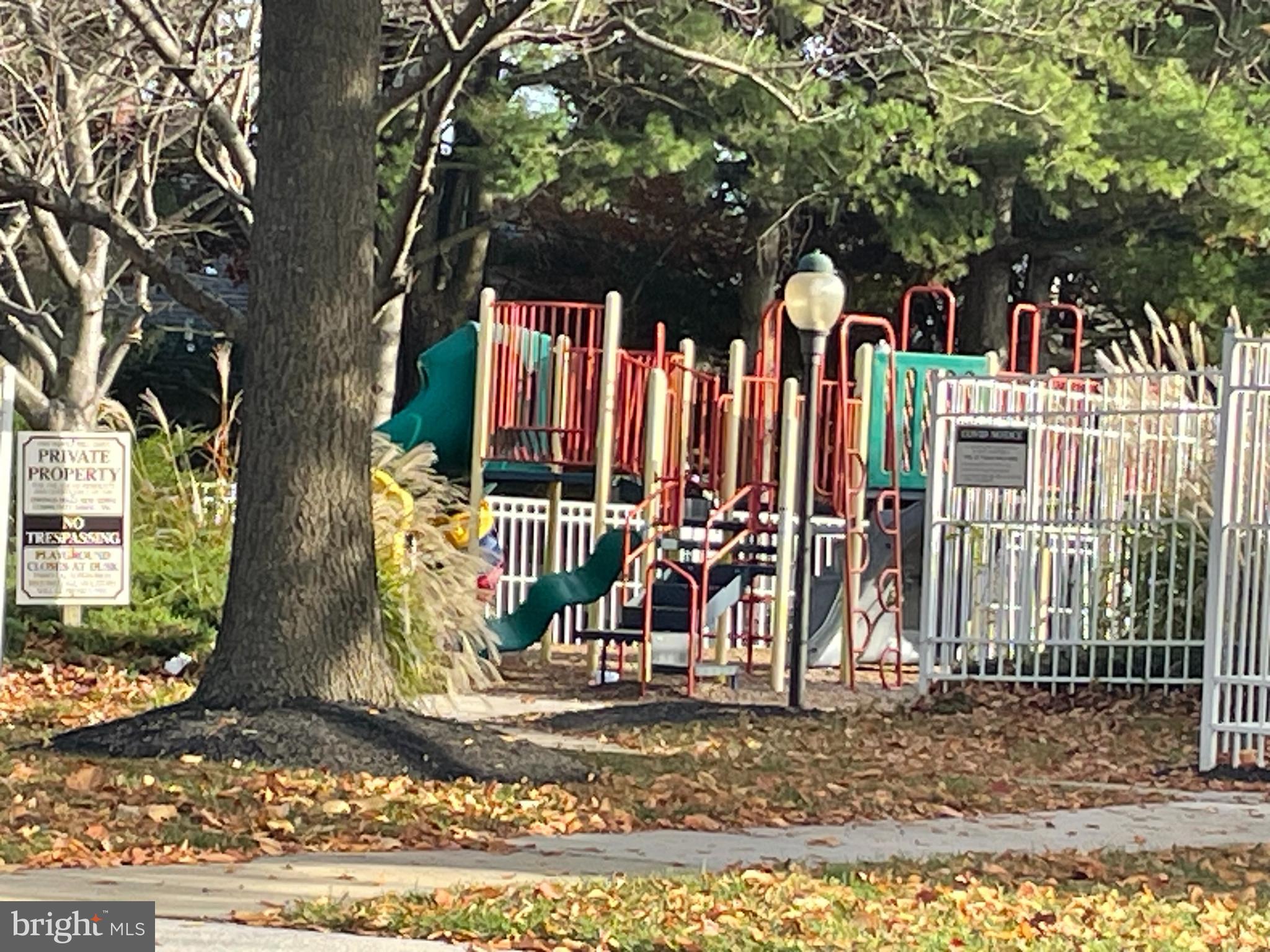 SILVERBROOK FARMS - Residential