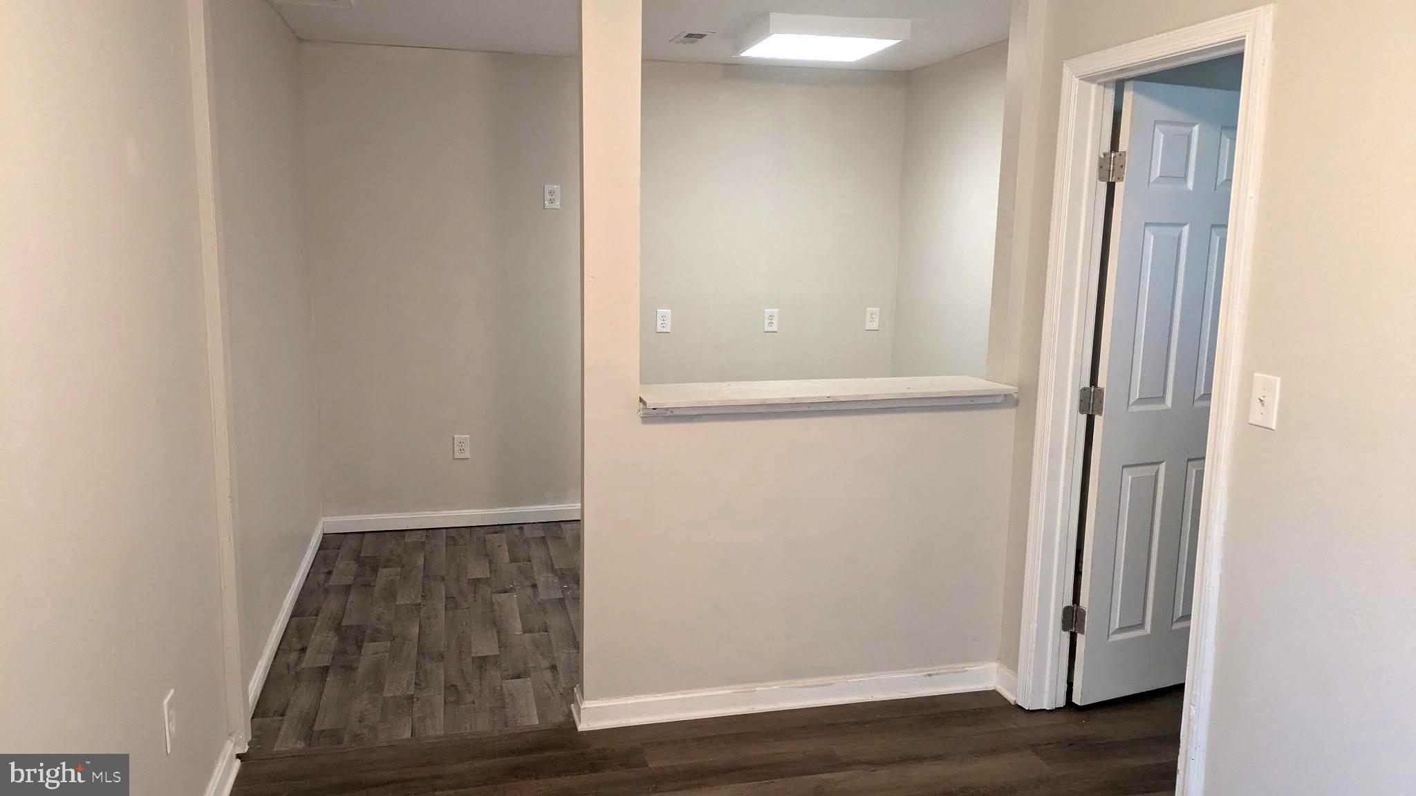 LONG BEACH - Residential