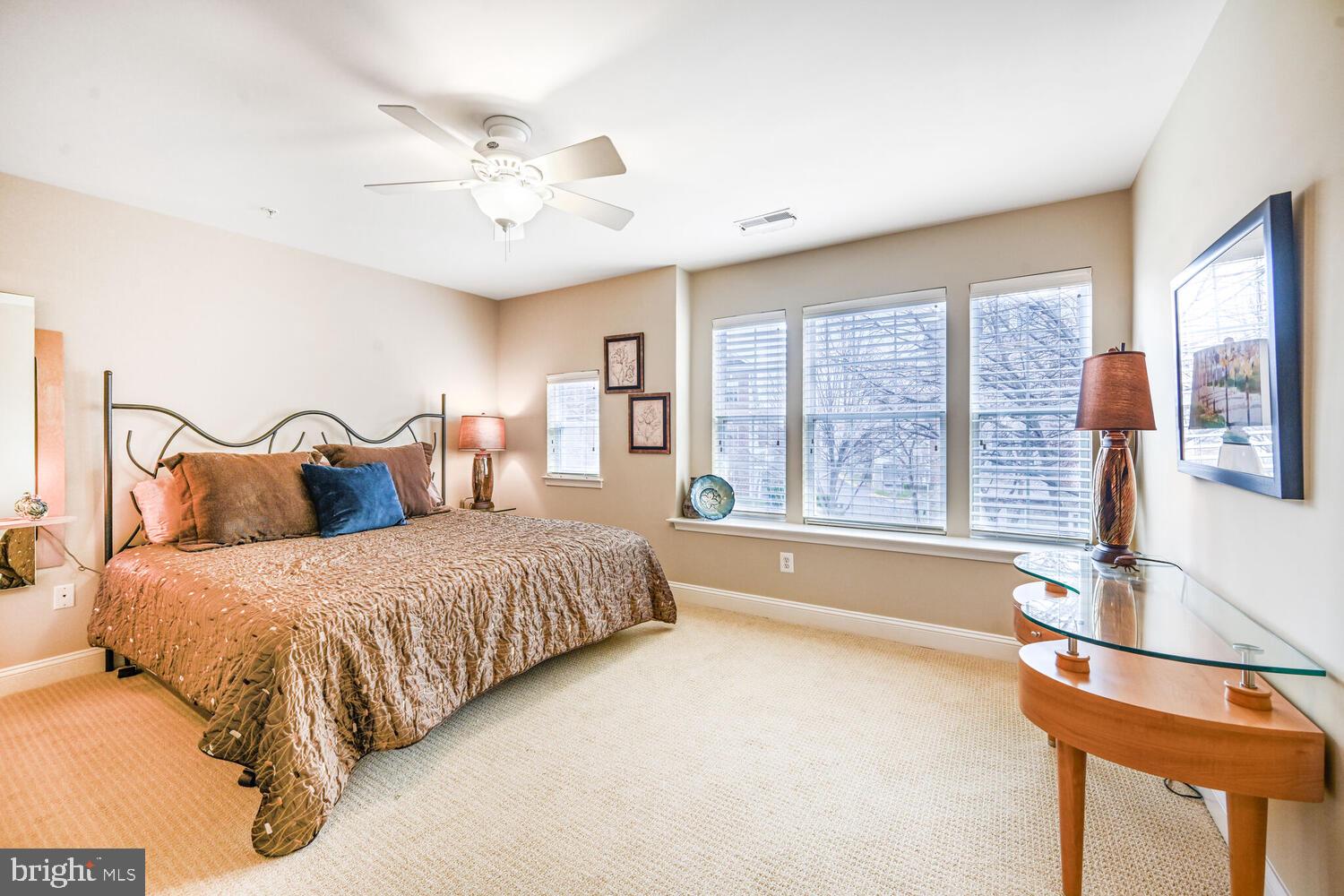 KING FARM - Residential