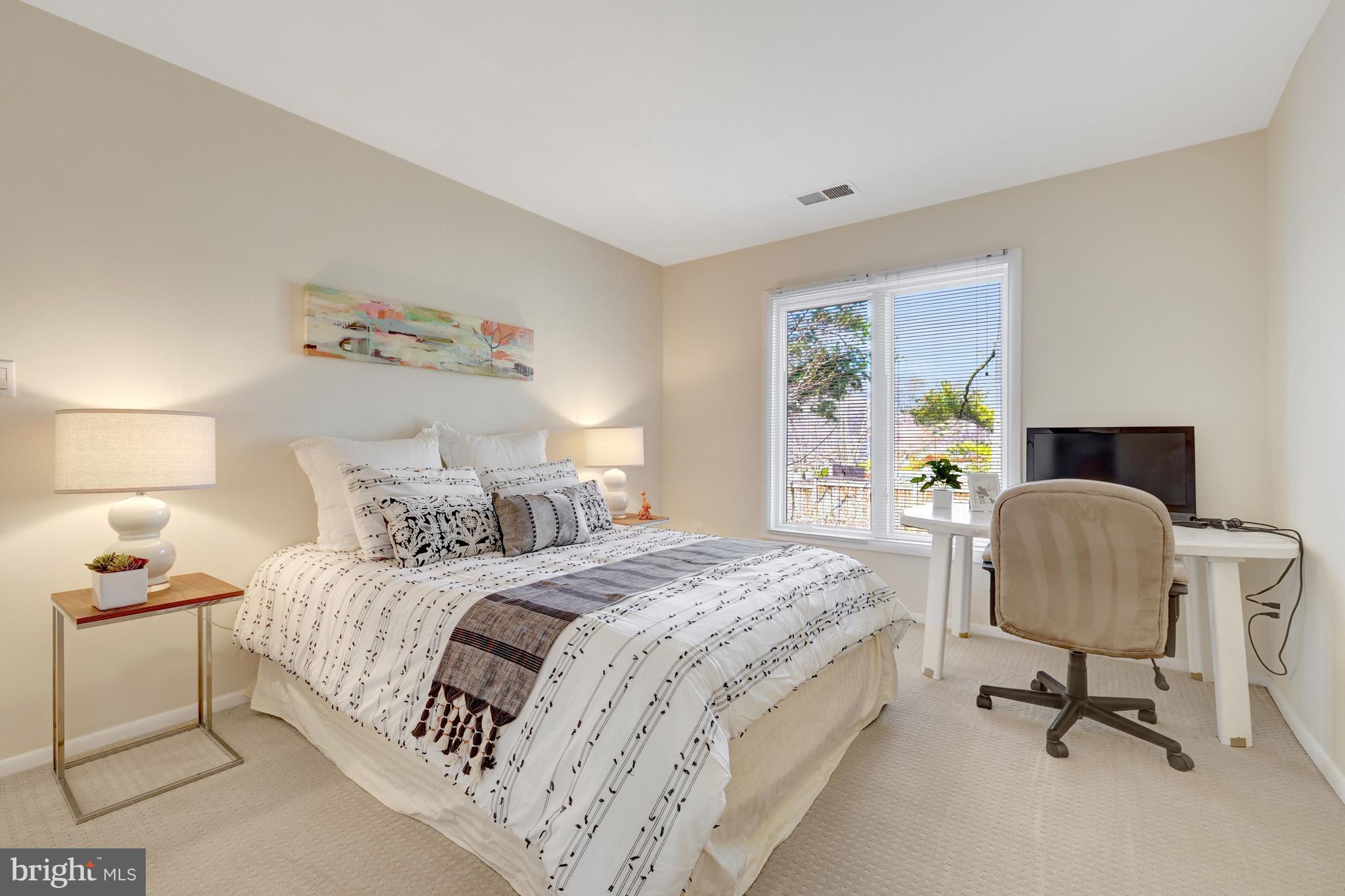 LAKEPORT - Residential