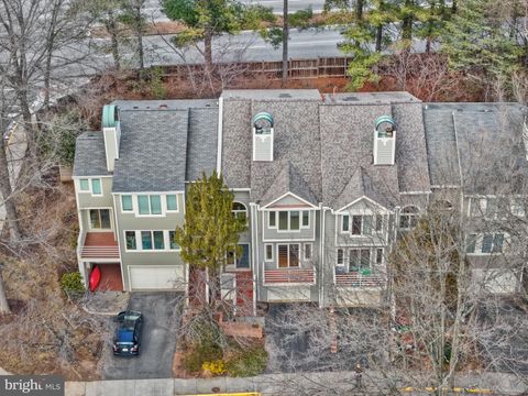 1926 LAKEPORT WAY RESTON VA 20191