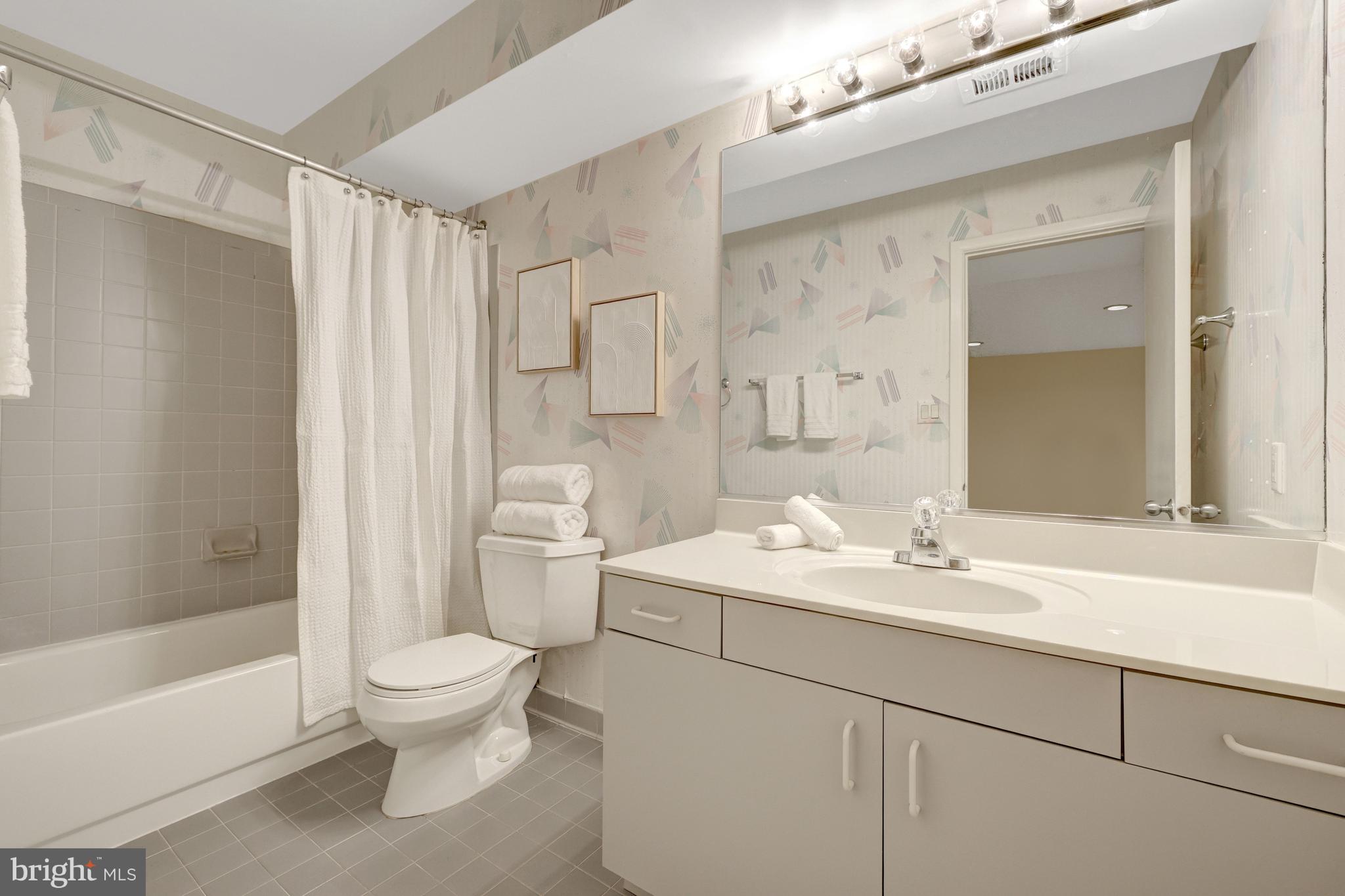 LAKEPORT - Residential