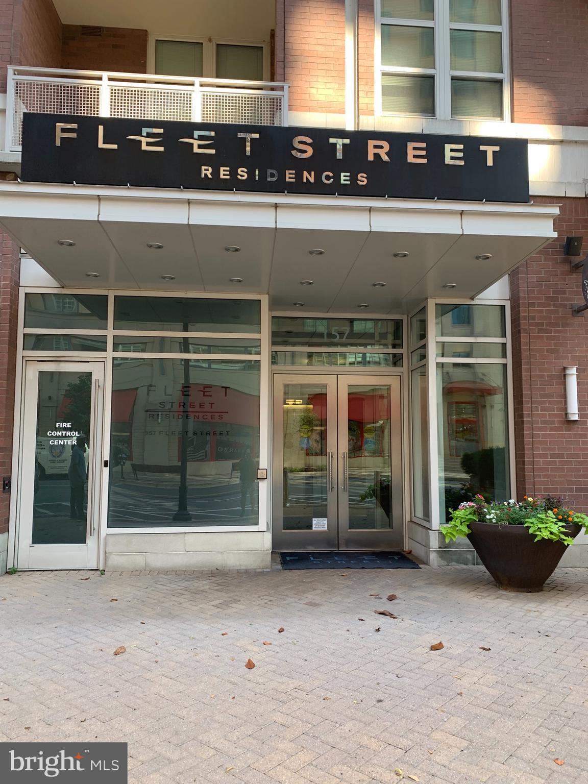FLEET STREET CONDOMINIUMS - Residential Lease