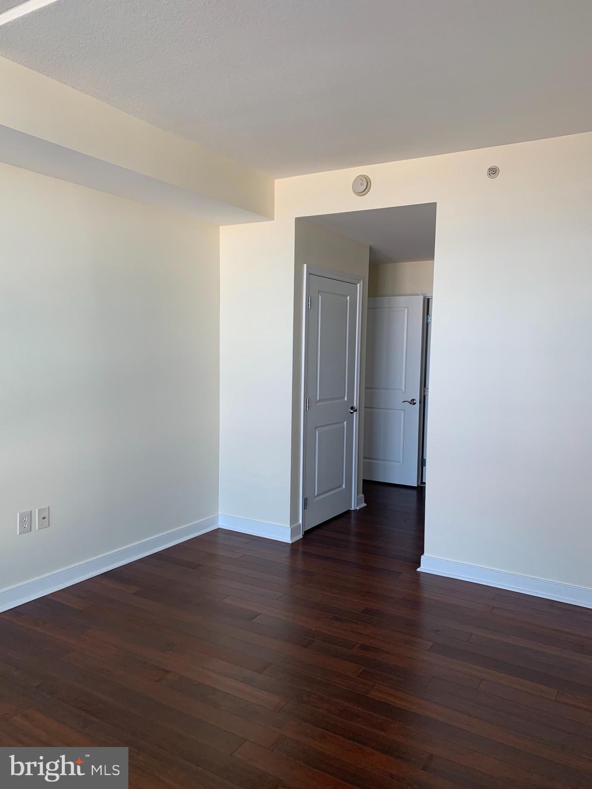 FLEET STREET CONDOMINIUMS - Residential Lease