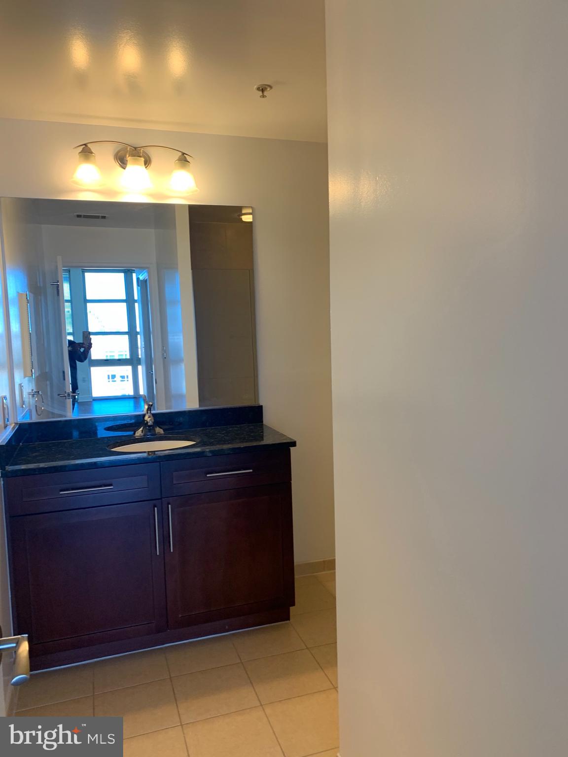 FLEET STREET CONDOMINIUMS - Residential Lease