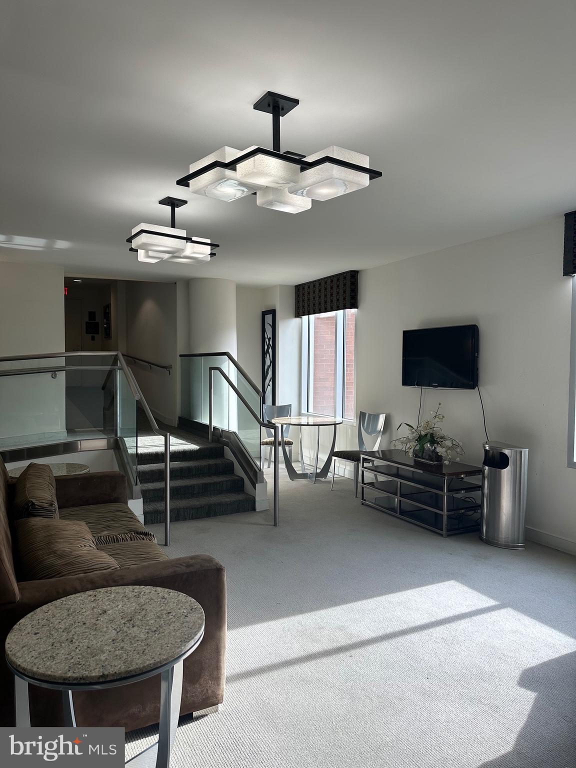 FLEET STREET CONDOMINIUMS - Residential Lease