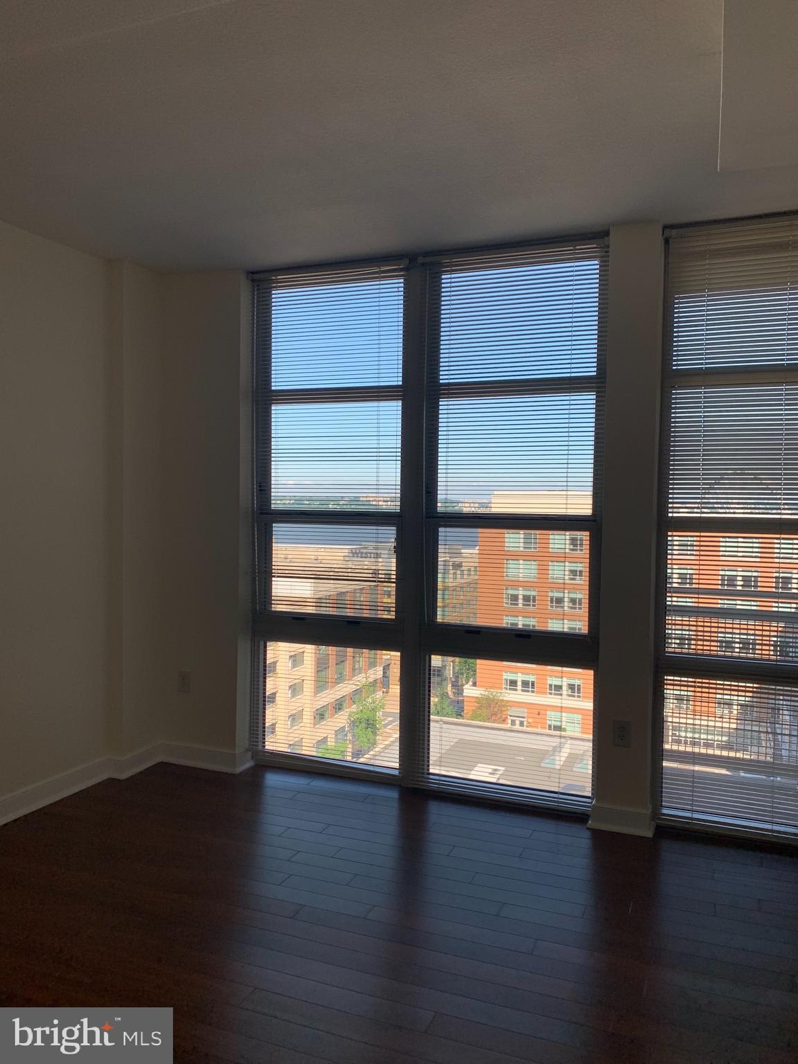 FLEET STREET CONDOMINIUMS - Residential Lease