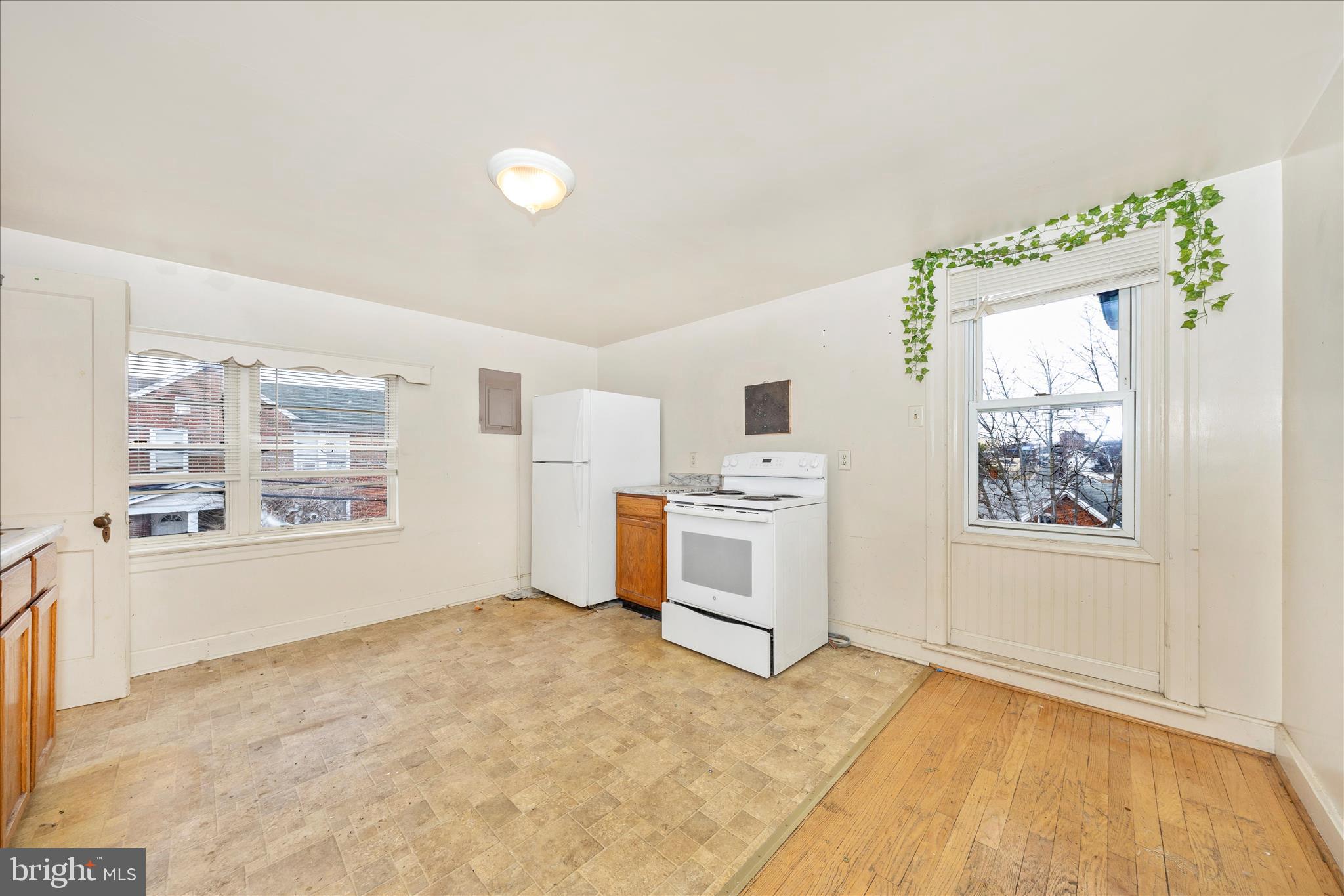 HAGERSTOWN - Residential Income