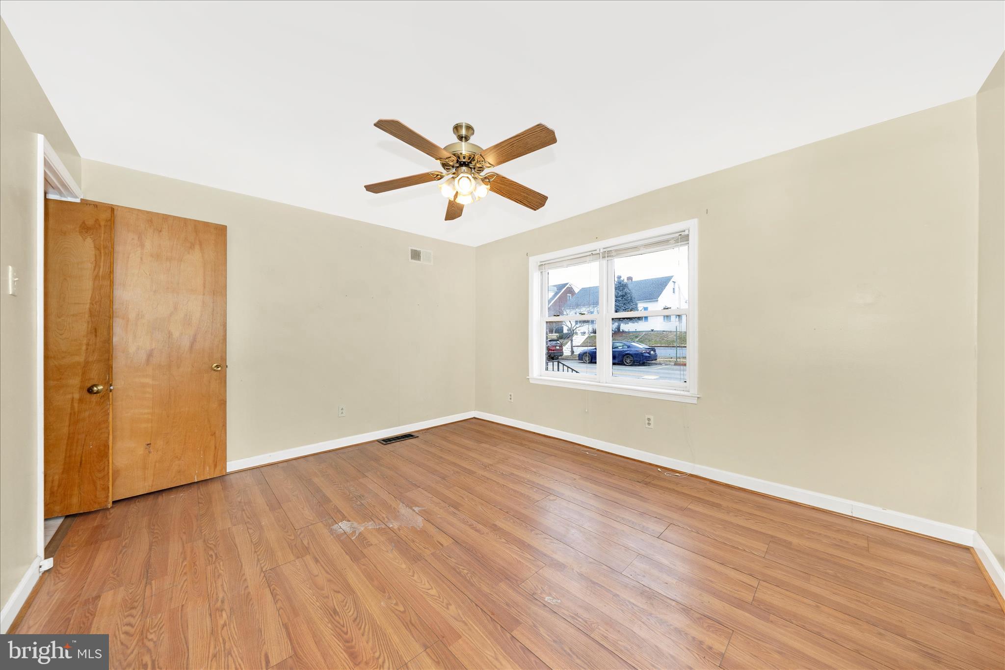 HAGERSTOWN - Residential Income