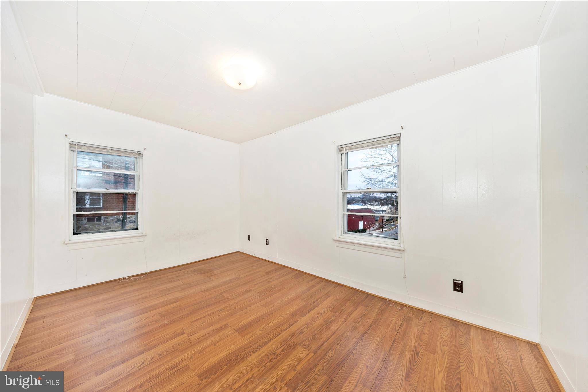 HAGERSTOWN - Residential Income