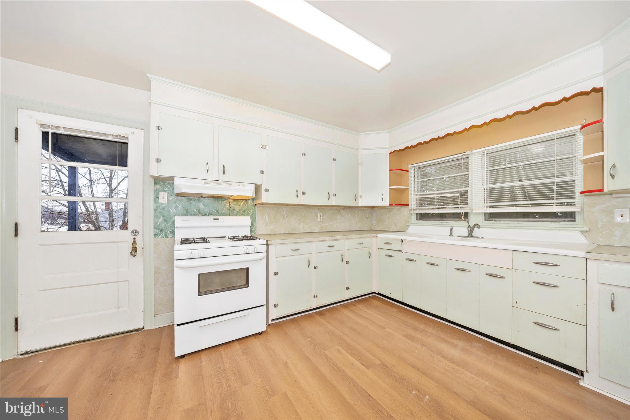 HAGERSTOWN - Residential Income