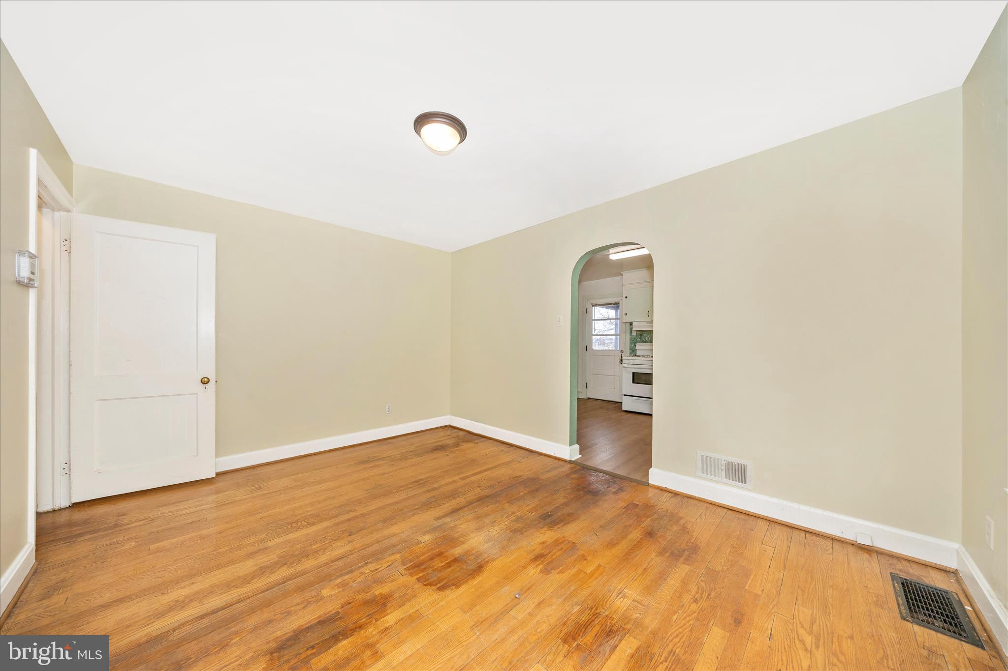 HAGERSTOWN - Residential Income