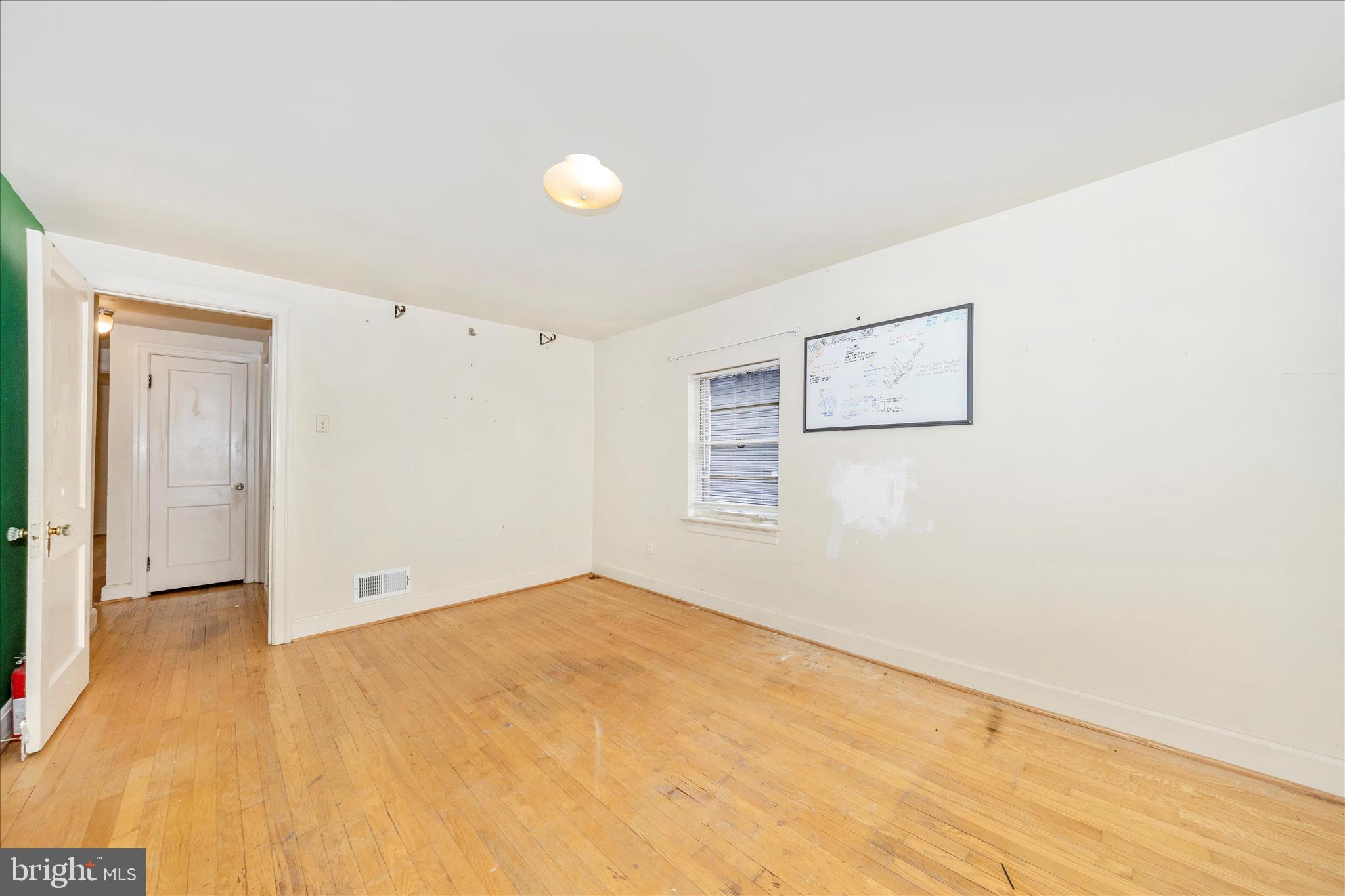 HAGERSTOWN - Residential Income