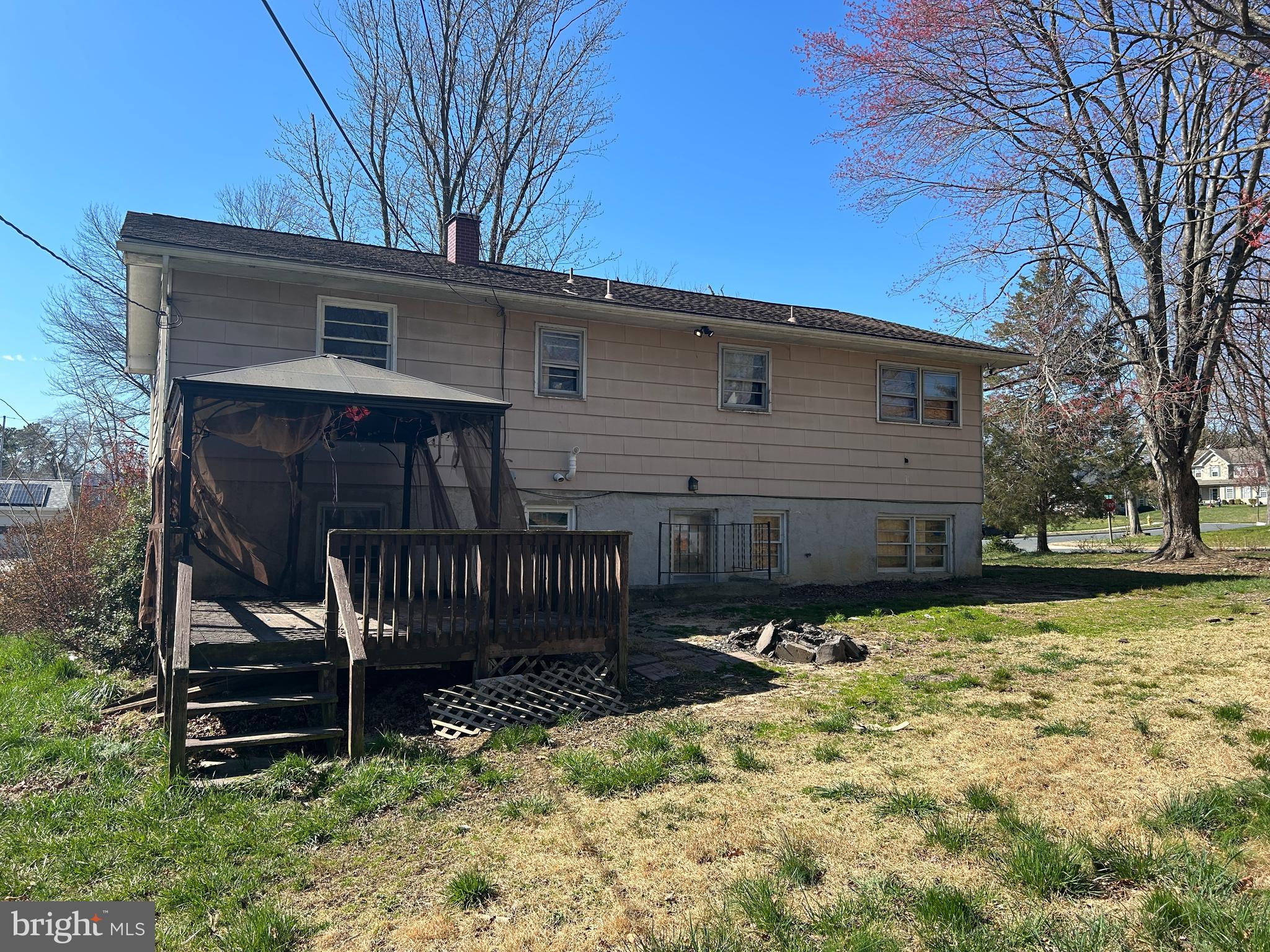 HILLCREST MANOR - Residential