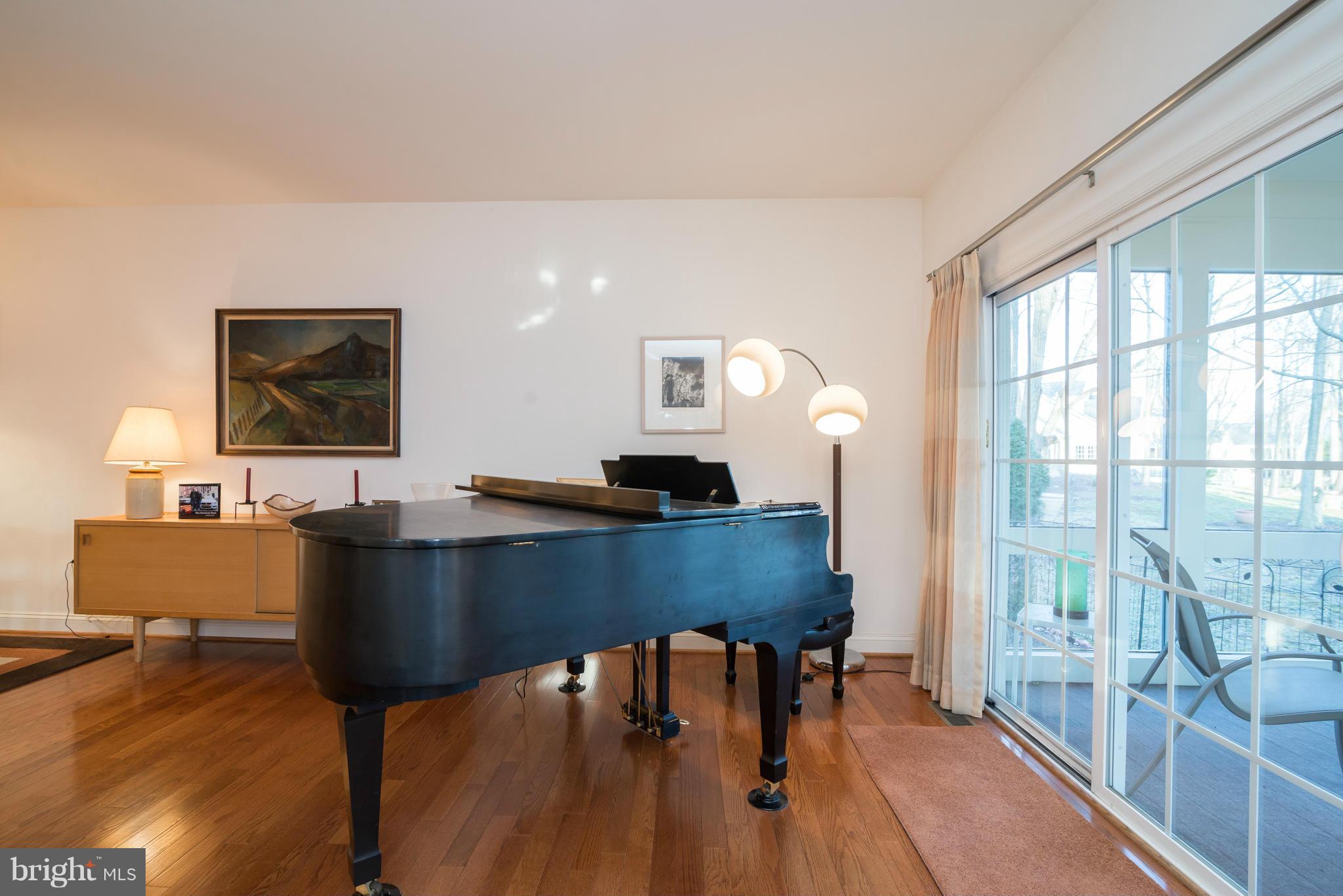 FERNBANK - Residential