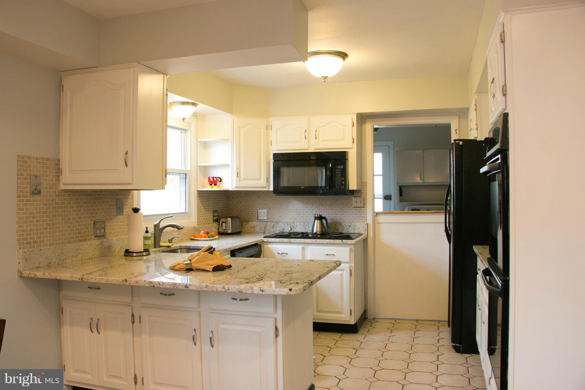 SOMERSET AT BELAIR - Residential