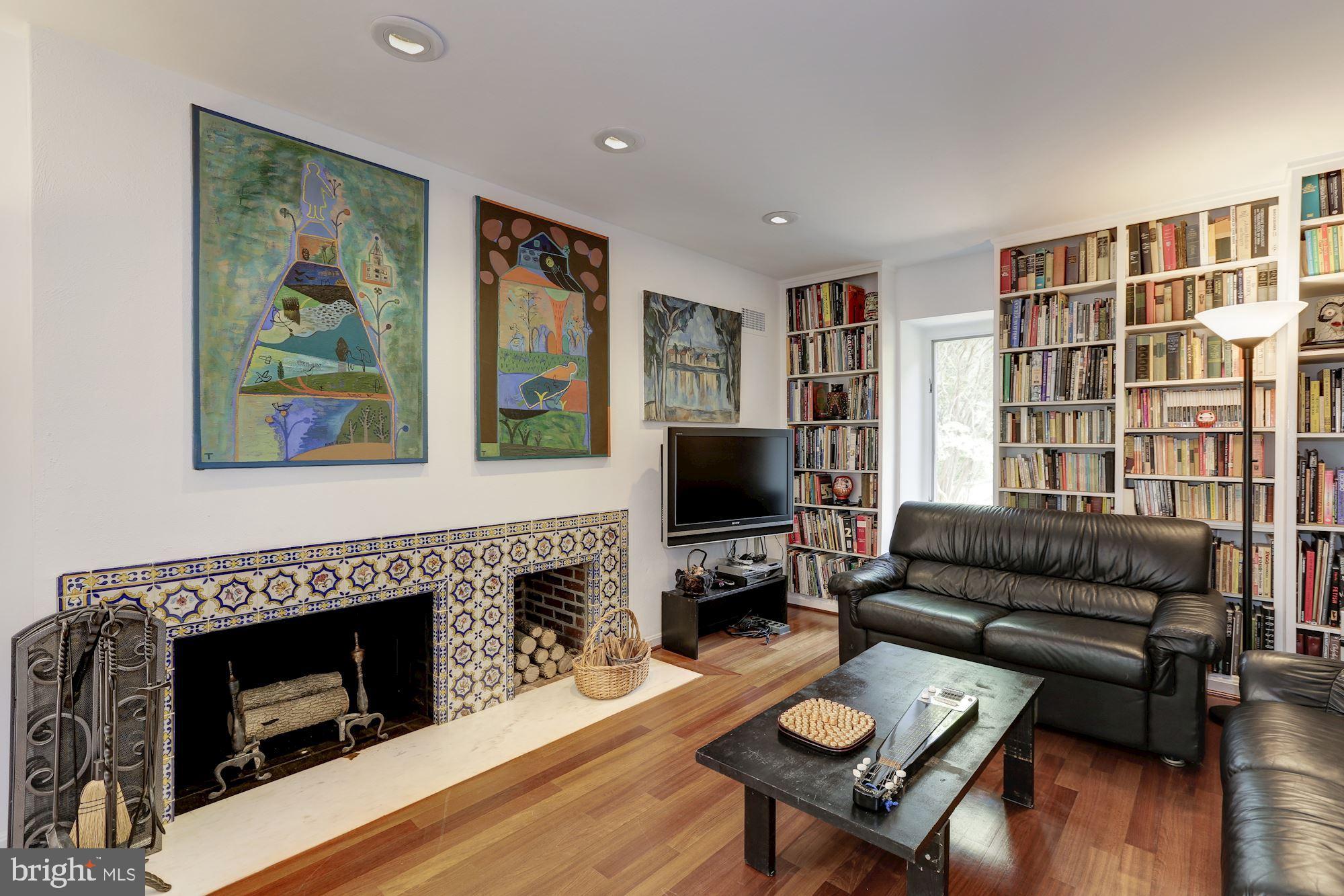 BANNOCKBURN HEIGHTS - Residential