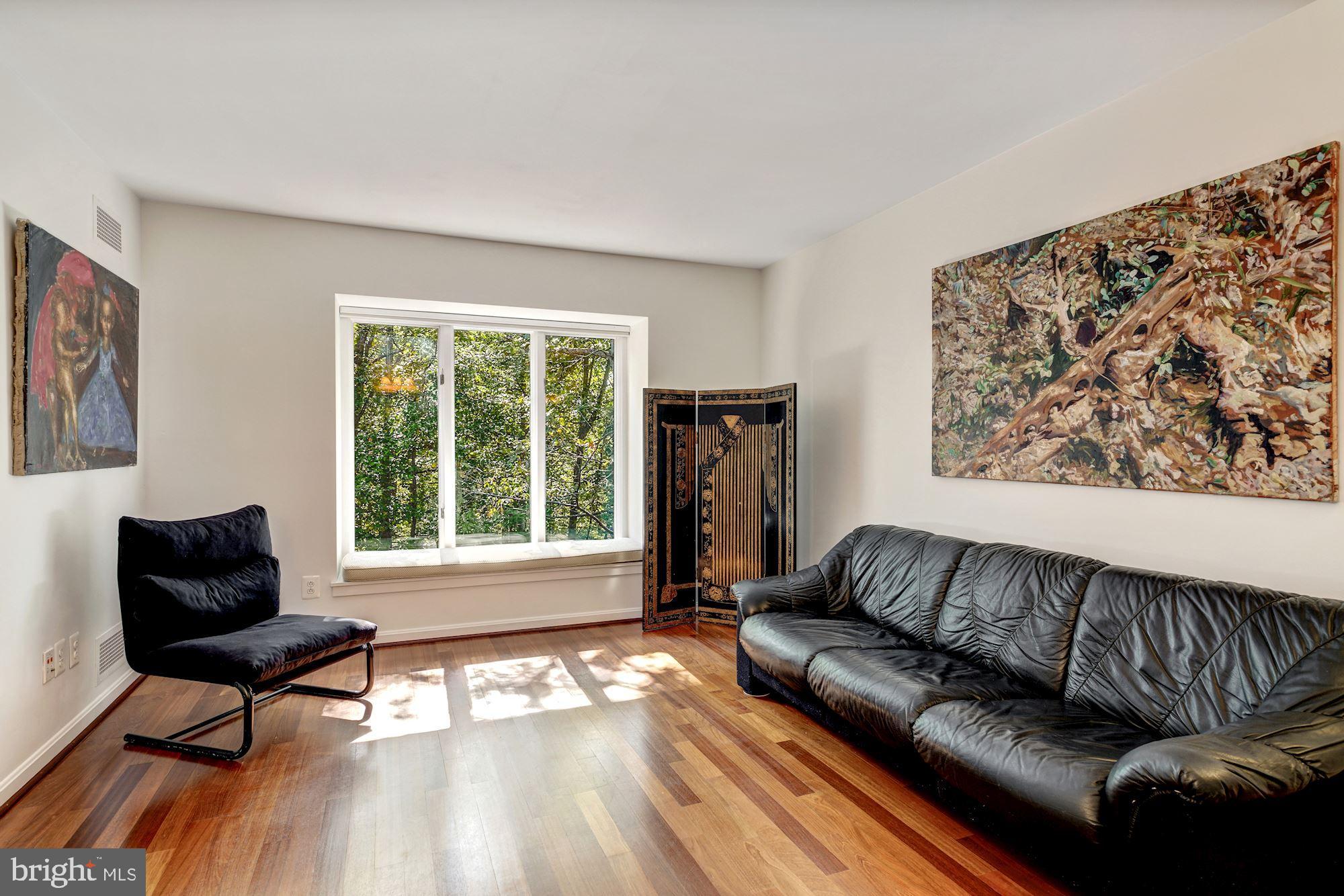 BANNOCKBURN HEIGHTS - Residential