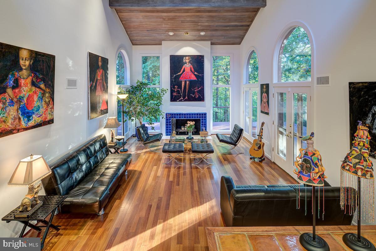 BANNOCKBURN HEIGHTS - Residential