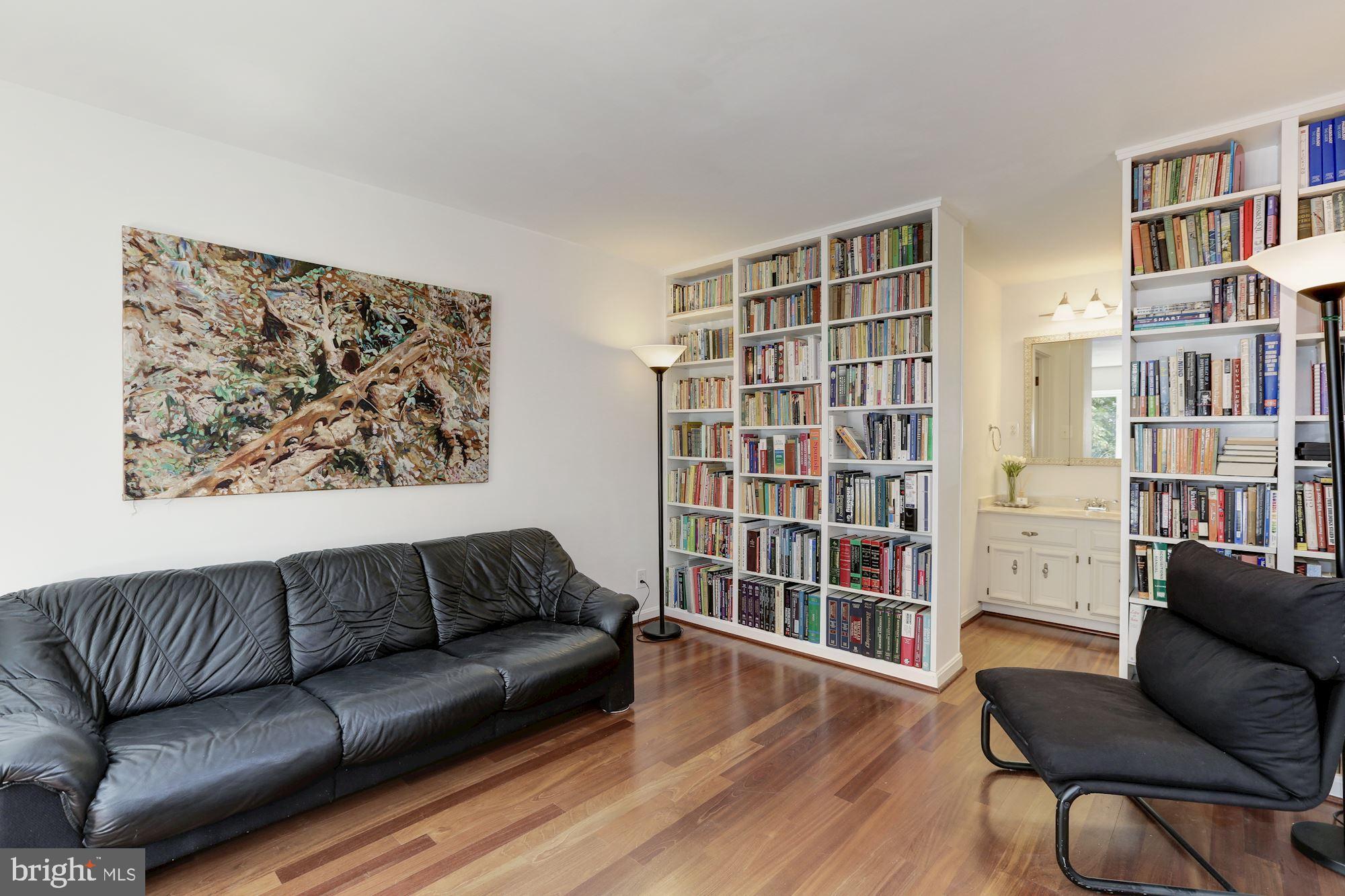 BANNOCKBURN HEIGHTS - Residential