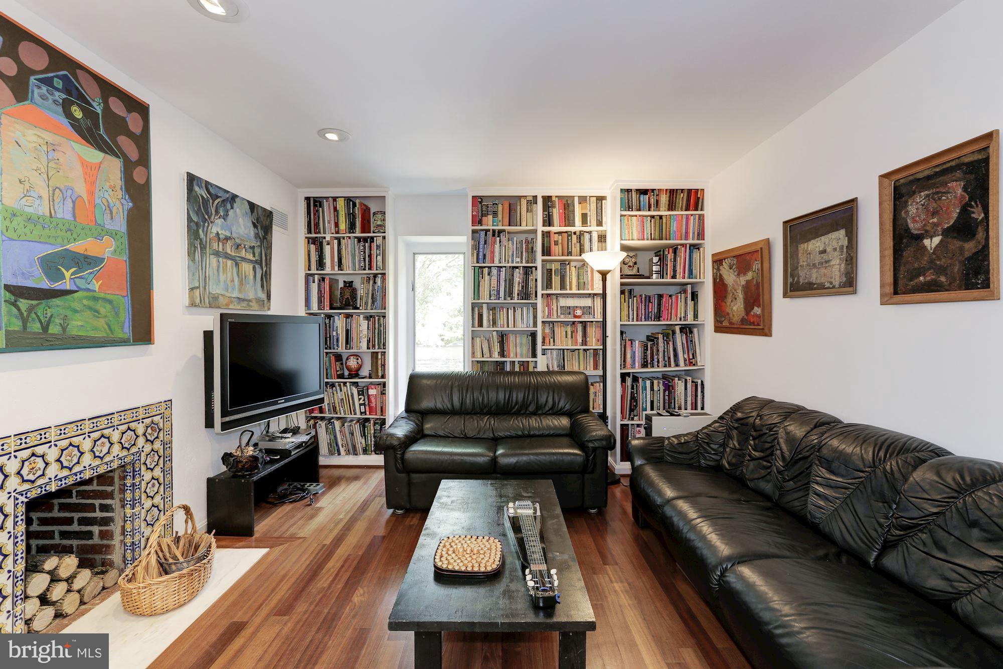 BANNOCKBURN HEIGHTS - Residential