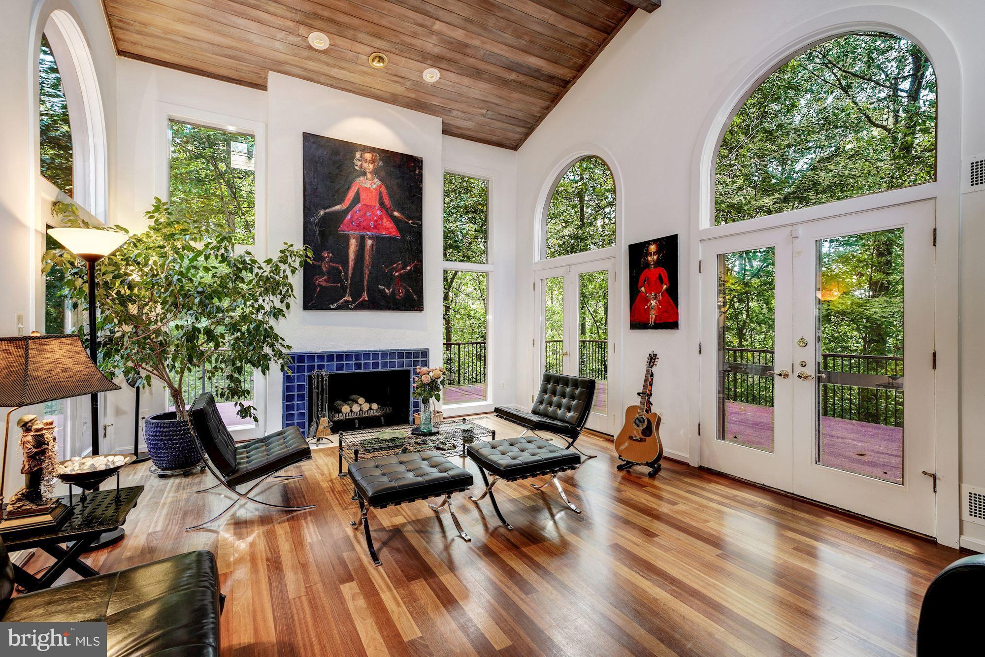 BANNOCKBURN HEIGHTS - Residential