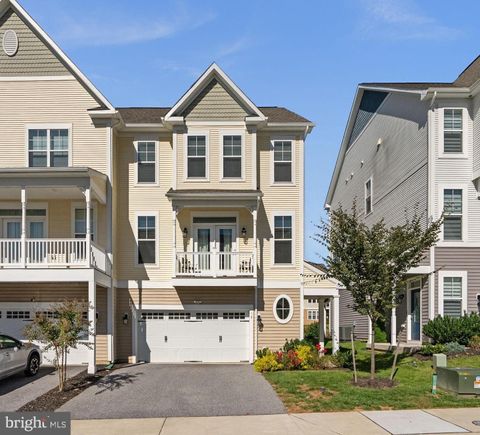 10 GREENSBOROUGH ROAD REISTERSTOWN MD 21136