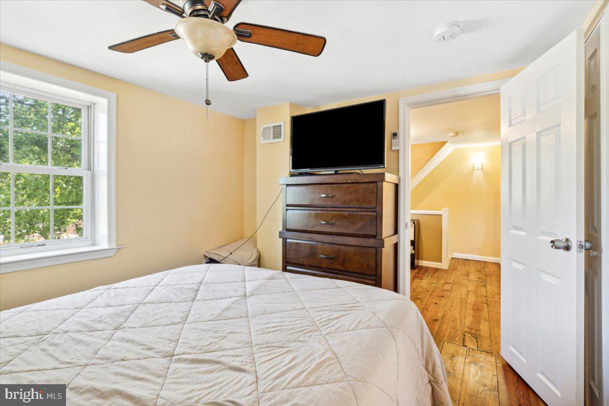 MIDDLETOWN - Residential