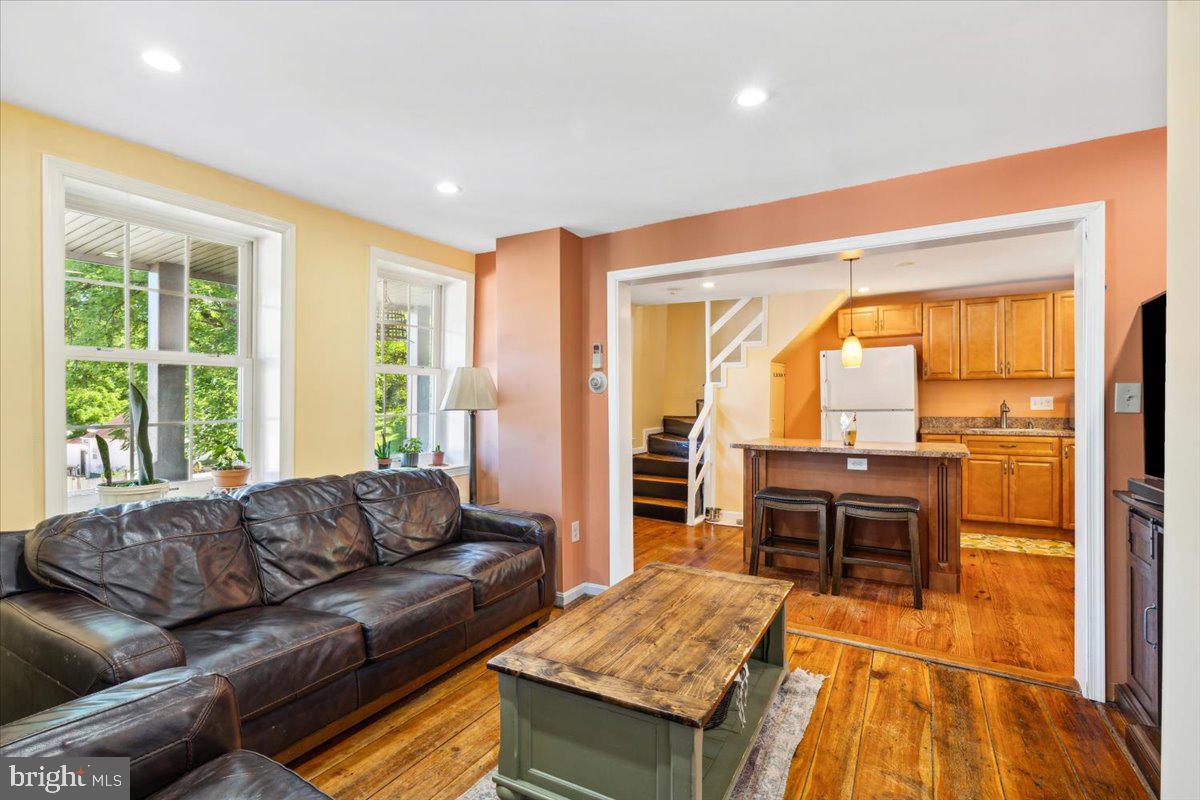 MIDDLETOWN - Residential