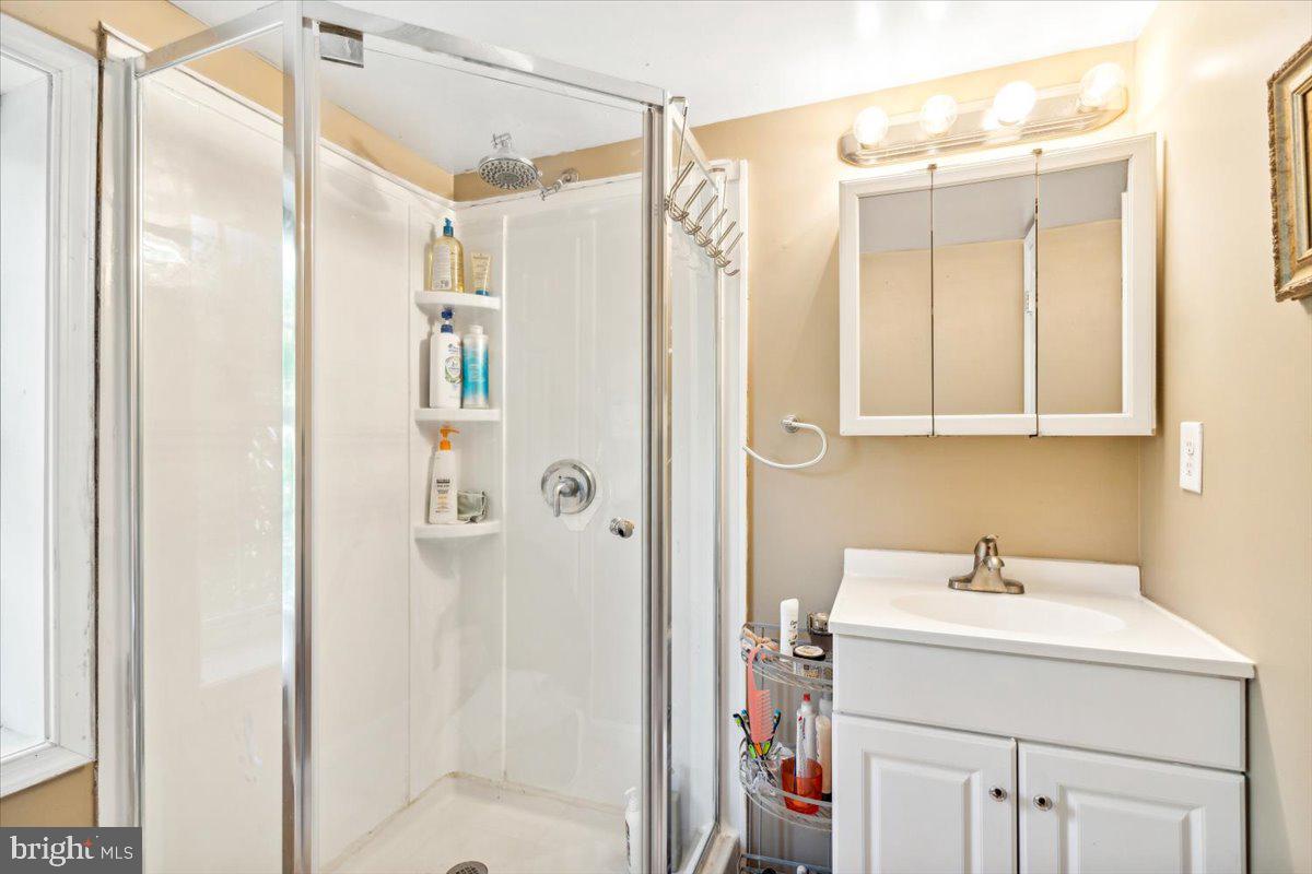 MIDDLETOWN - Residential